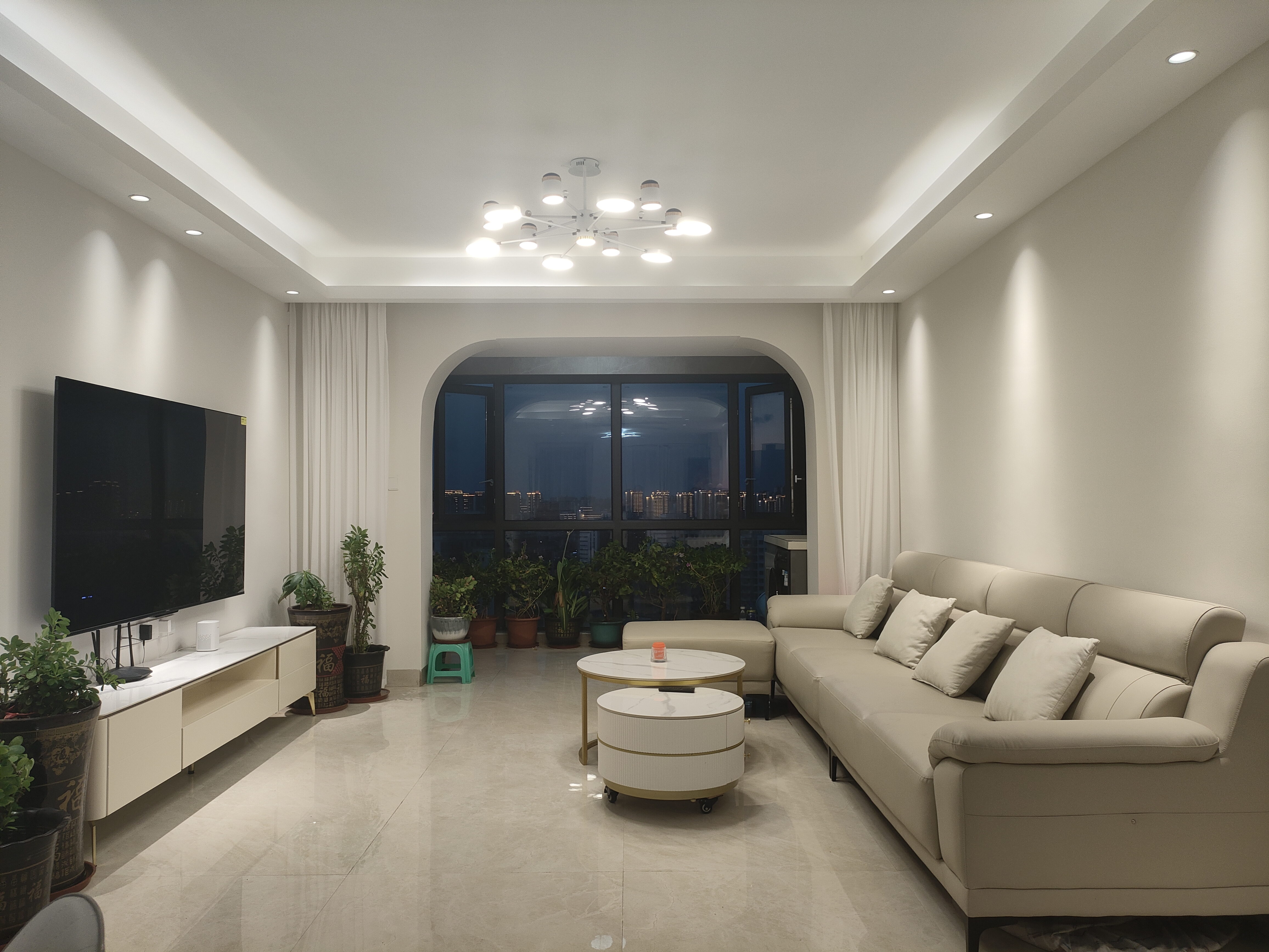 万国中央区 3室2厅2卫 3400.0元/月 万国中央区 3室2厅2卫 3400.0元/月室内图