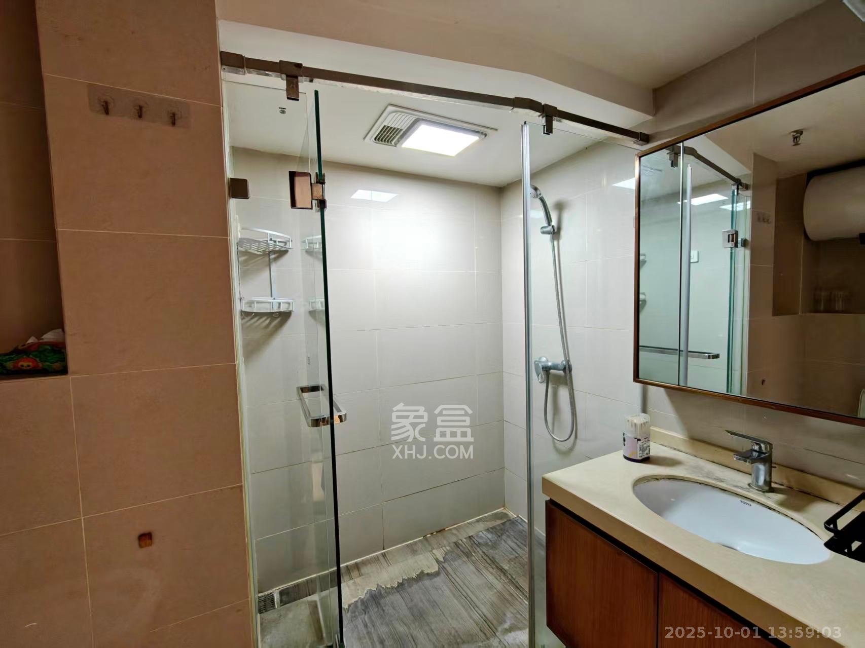 远洋外滩壹号 1室1厅1卫 2600.0元/月 远洋外滩壹号 1室1厅1卫 2600.0元/月室内图