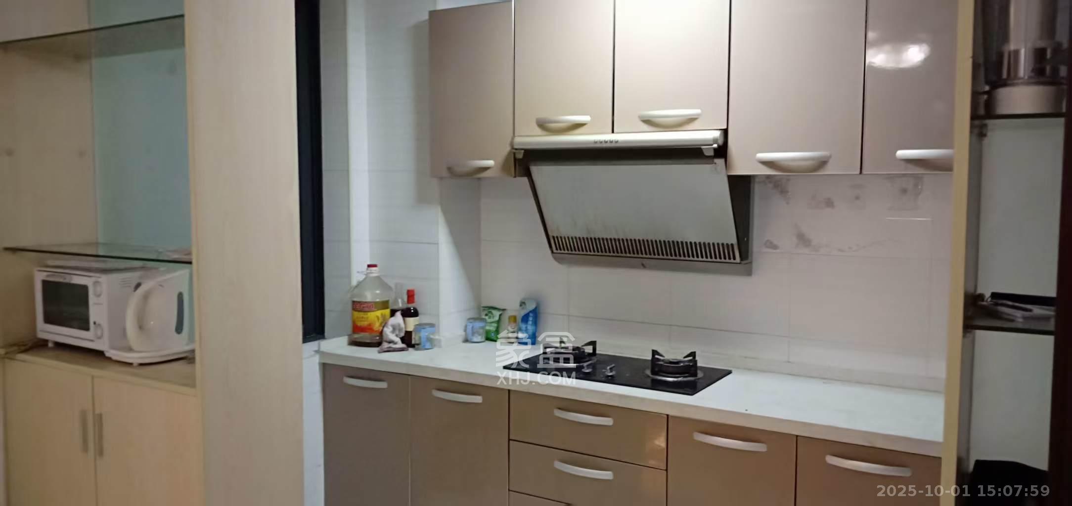 中扬华苑 3室1厅1卫 2800.0元/月 中扬华苑 3室1厅1卫 2800.0元/月室内图