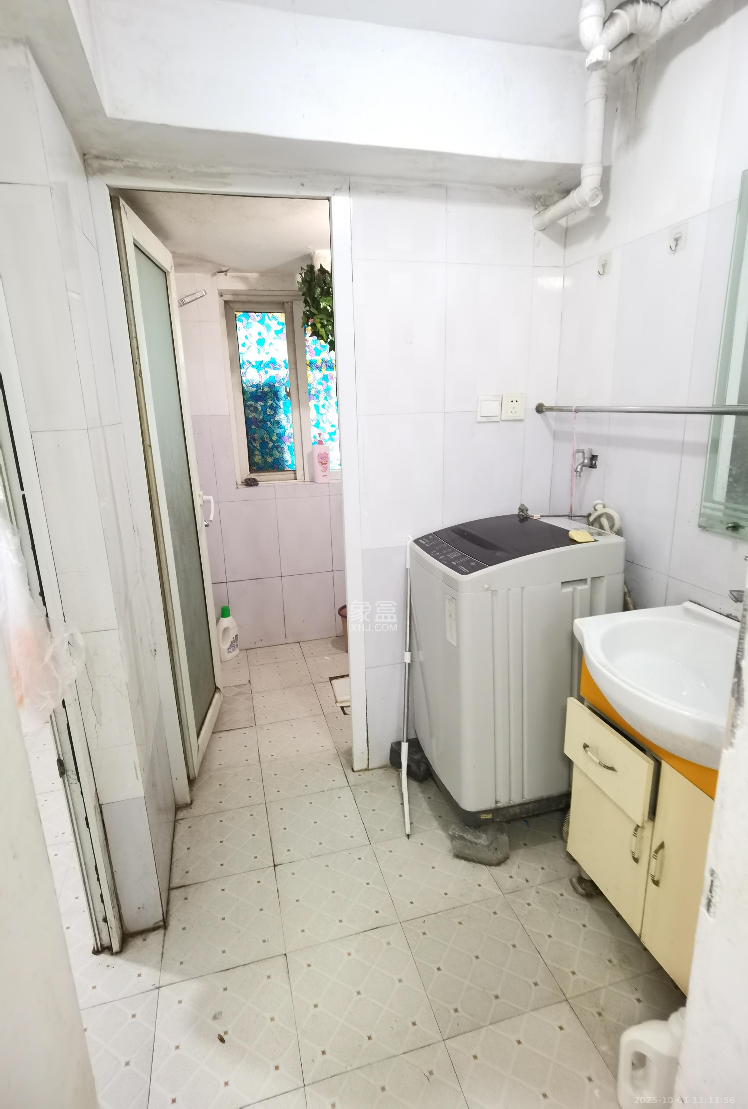 枫林美景 2室2厅1卫 1700.0元/月 枫林美景 2室2厅1卫 1700.0元/月室内图