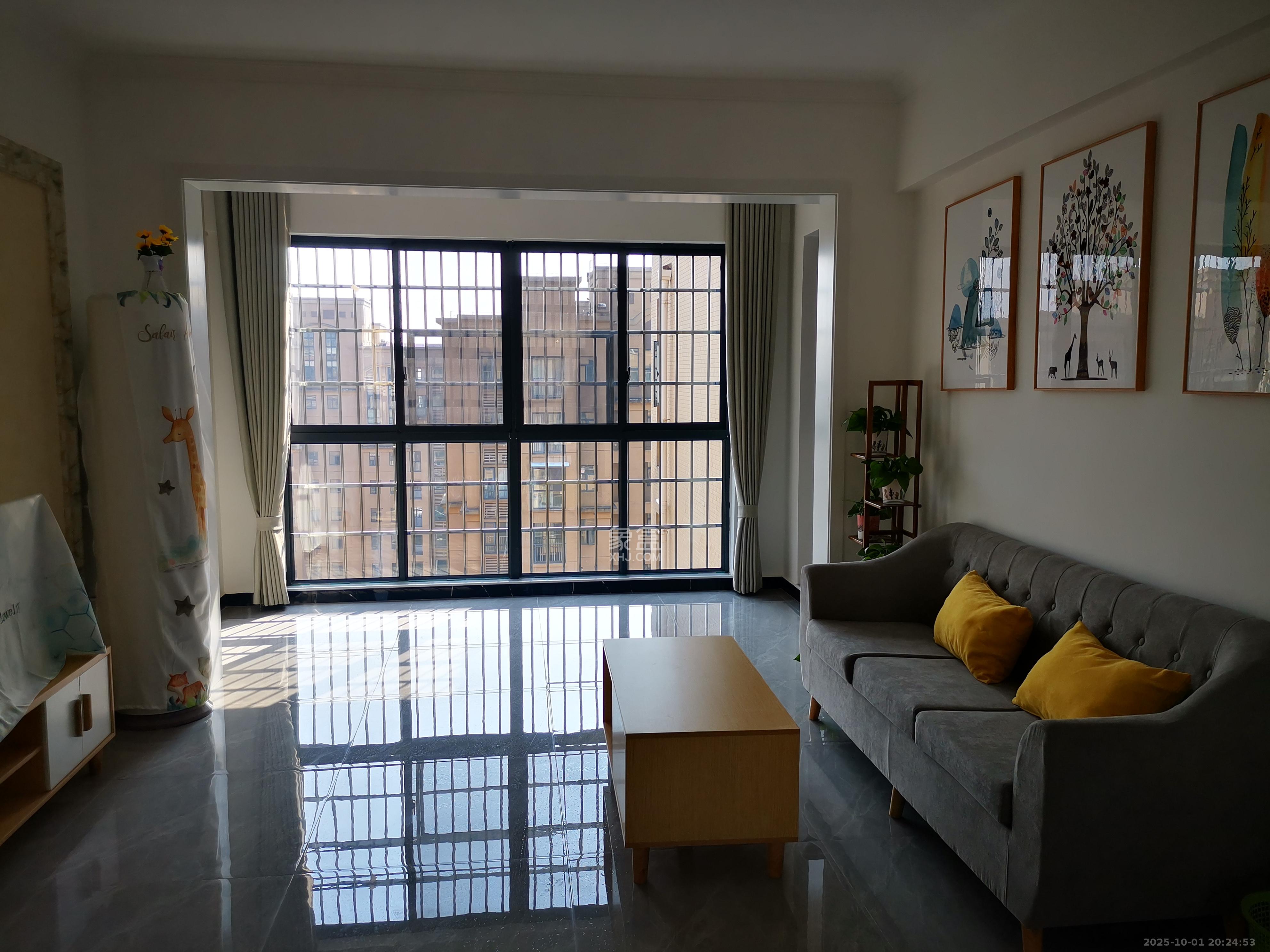 和美星城 2室2厅1卫 1700.00元/月 和美星城 2室2厅1卫 1700.00元/月室内图