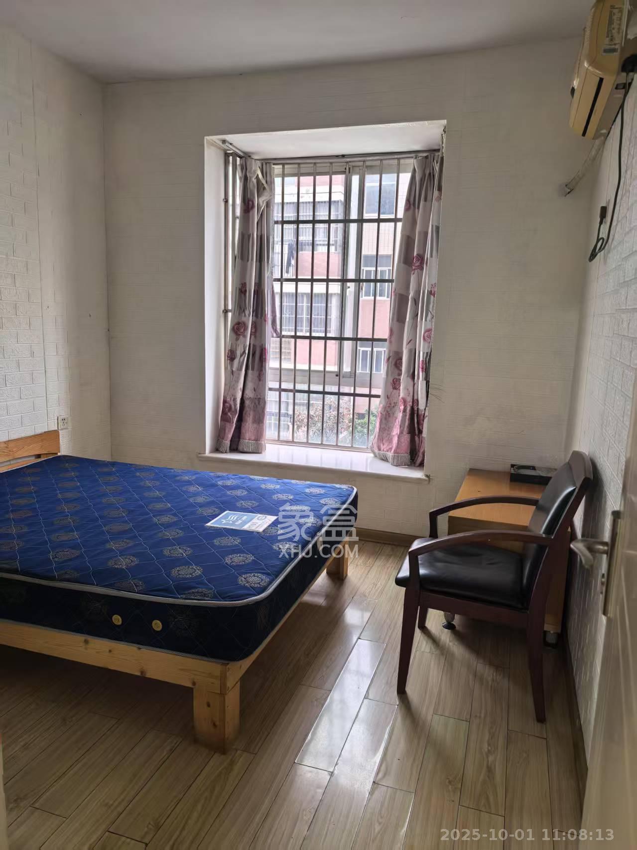 枫林绿洲  2室2厅1卫    2200.0元/月室内图