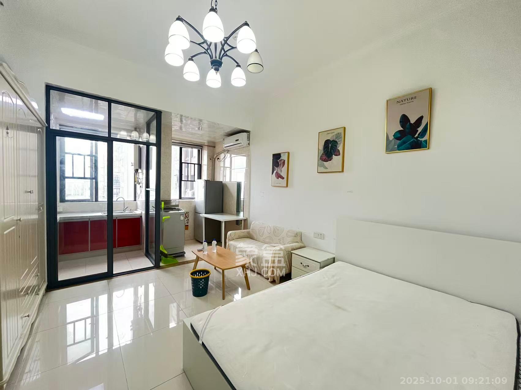 中南壹号院  1室1厅1卫    1600.0元/月 中南壹号院  1室1厅1卫    1600.0元/月