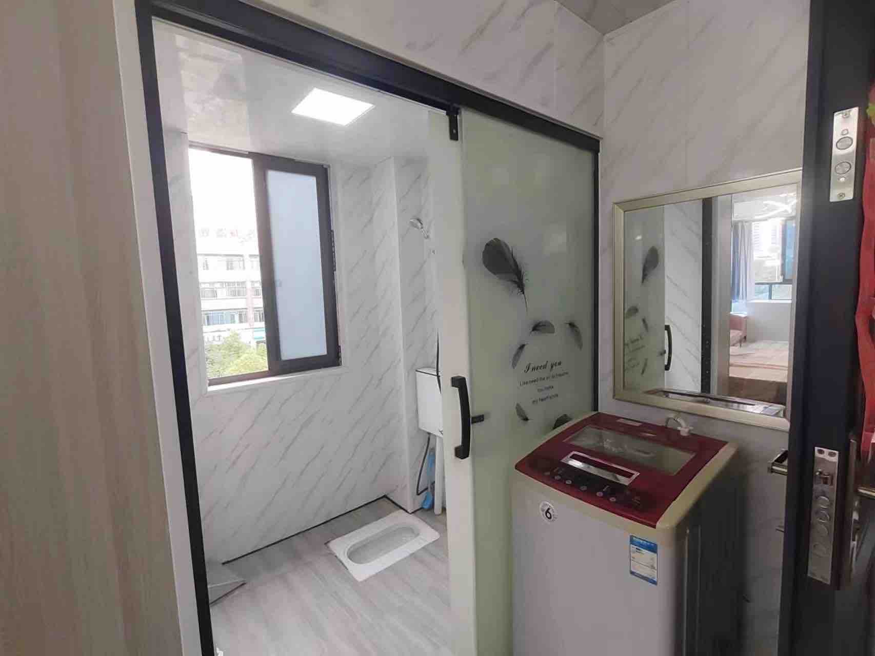 万恒樾府  1室1厅1卫   900.00元/月室内图