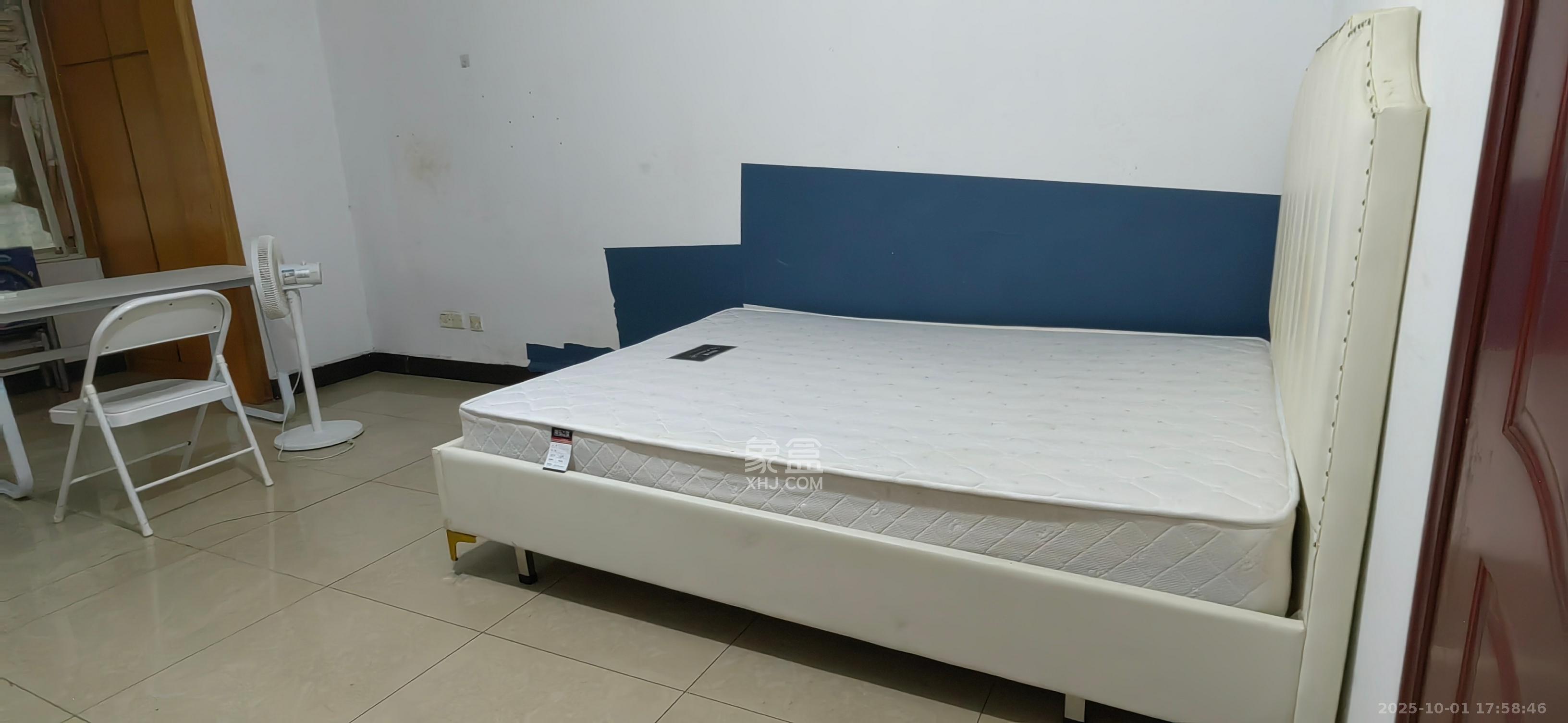 新世纪家园 1室1厅1卫 960.0元/月 新世纪家园 1室1厅1卫 960.0元/月室内图