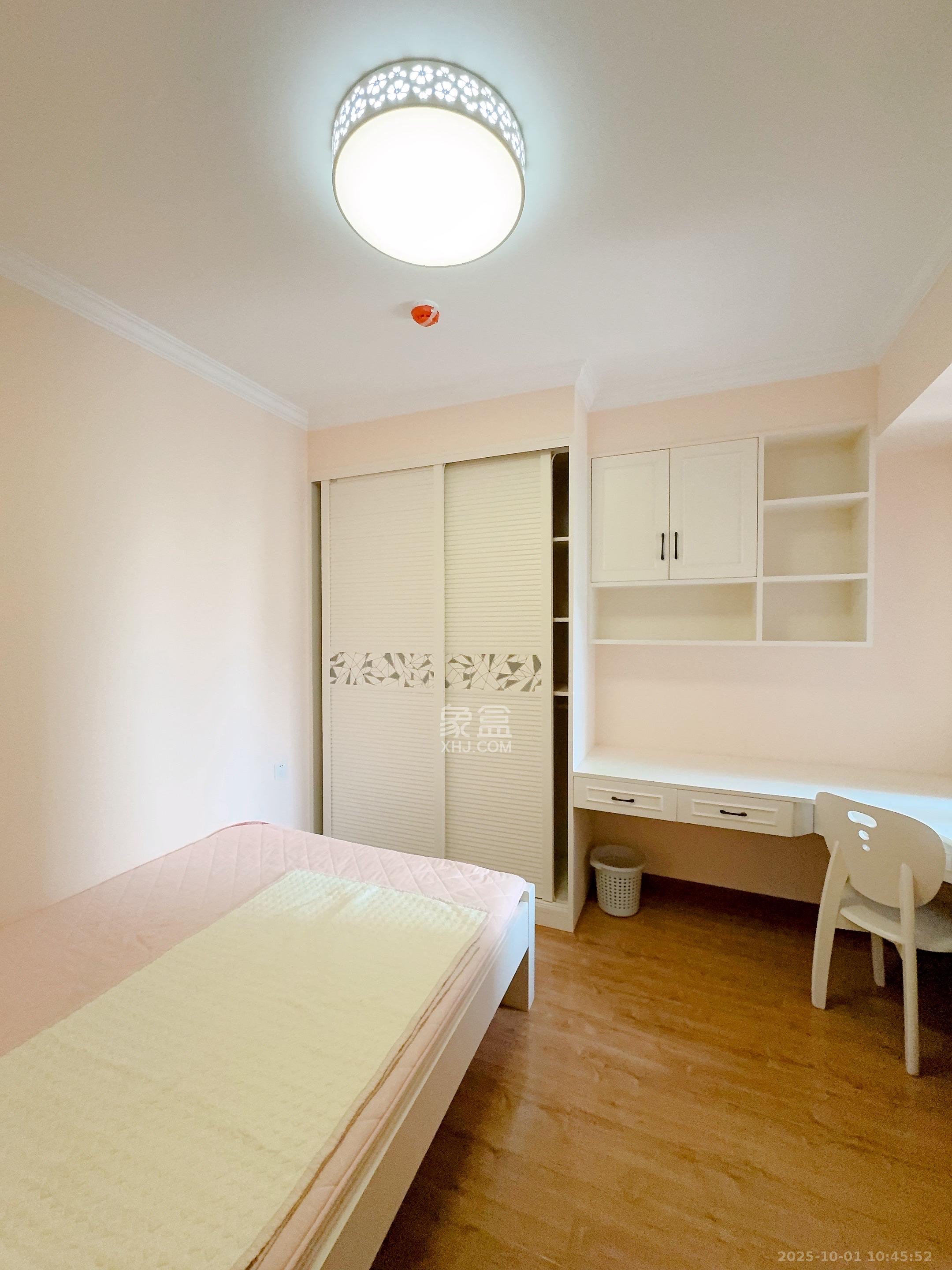 北辰三角洲E6区  3室2厅2卫    3500.0元/月室内图