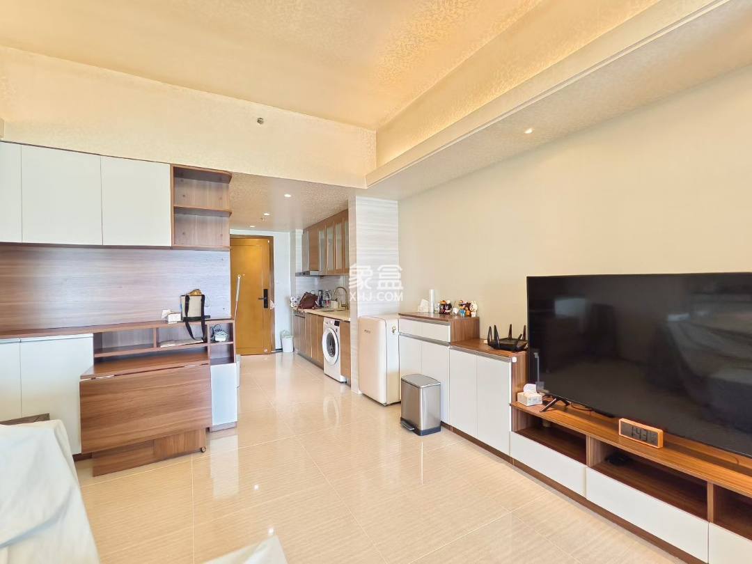 恒大外滩 1室1厅1卫 76.0万 恒大外滩 1室1厅1卫 76.0万客厅