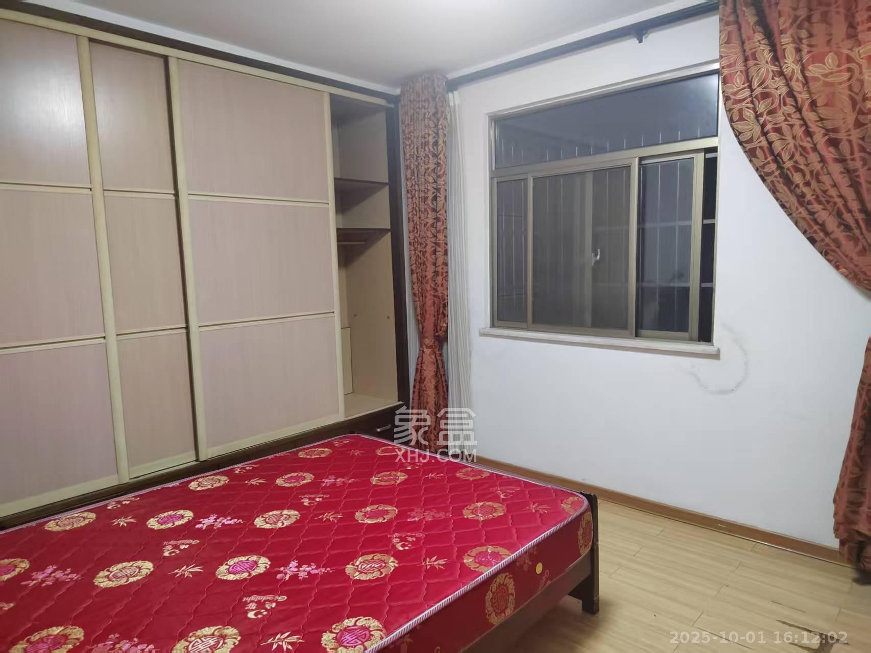 花炮住宅  2室1厅1卫   2300.00元/月室内图
