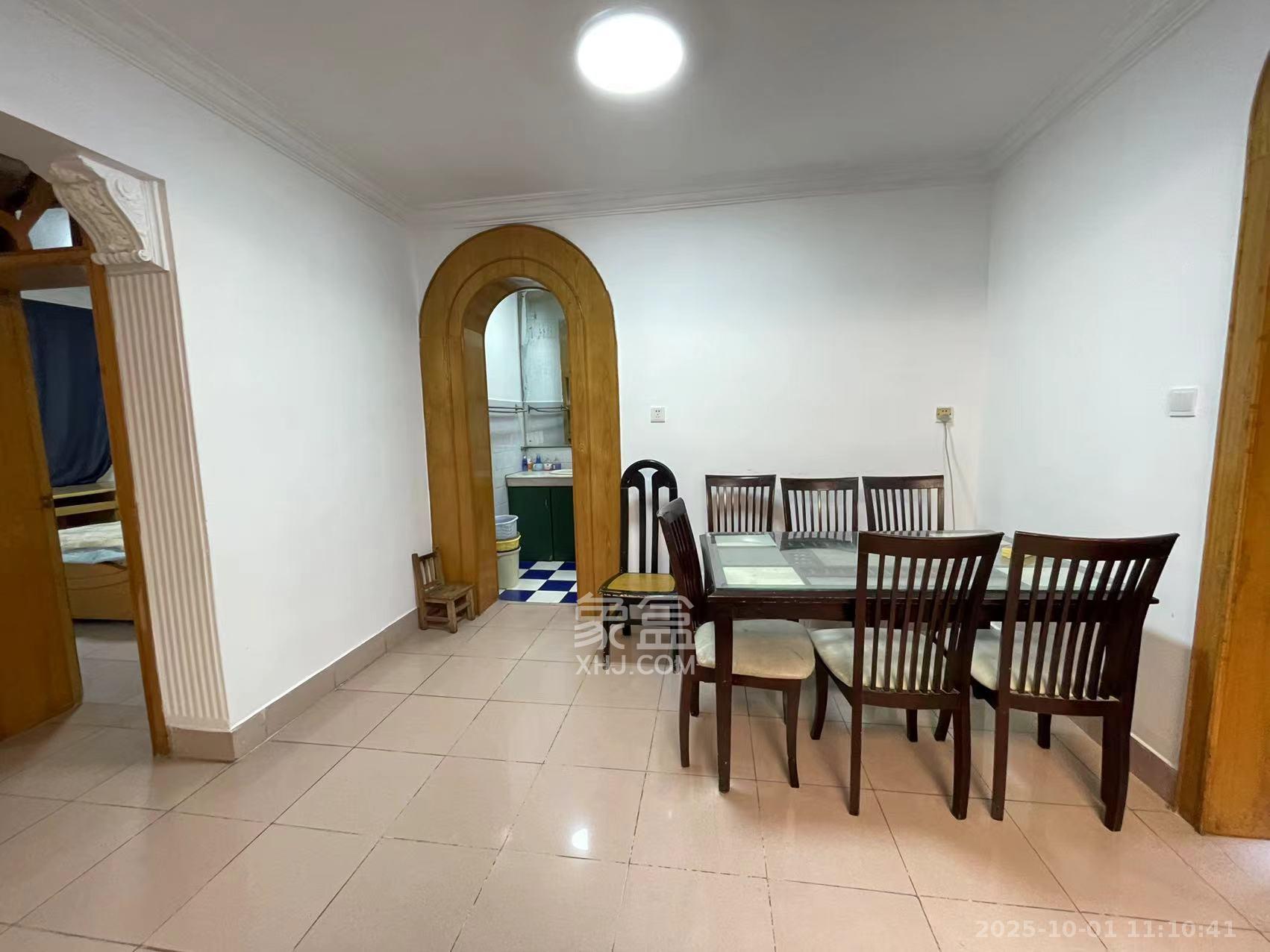 荷花园市直教师村(长沙市教育局直属教师二村) 3室2厅1卫 2200.0元/月 荷花园市直教师村(长沙市教育局直属教师二村) 3室2厅1卫 2200.0元/月室内图