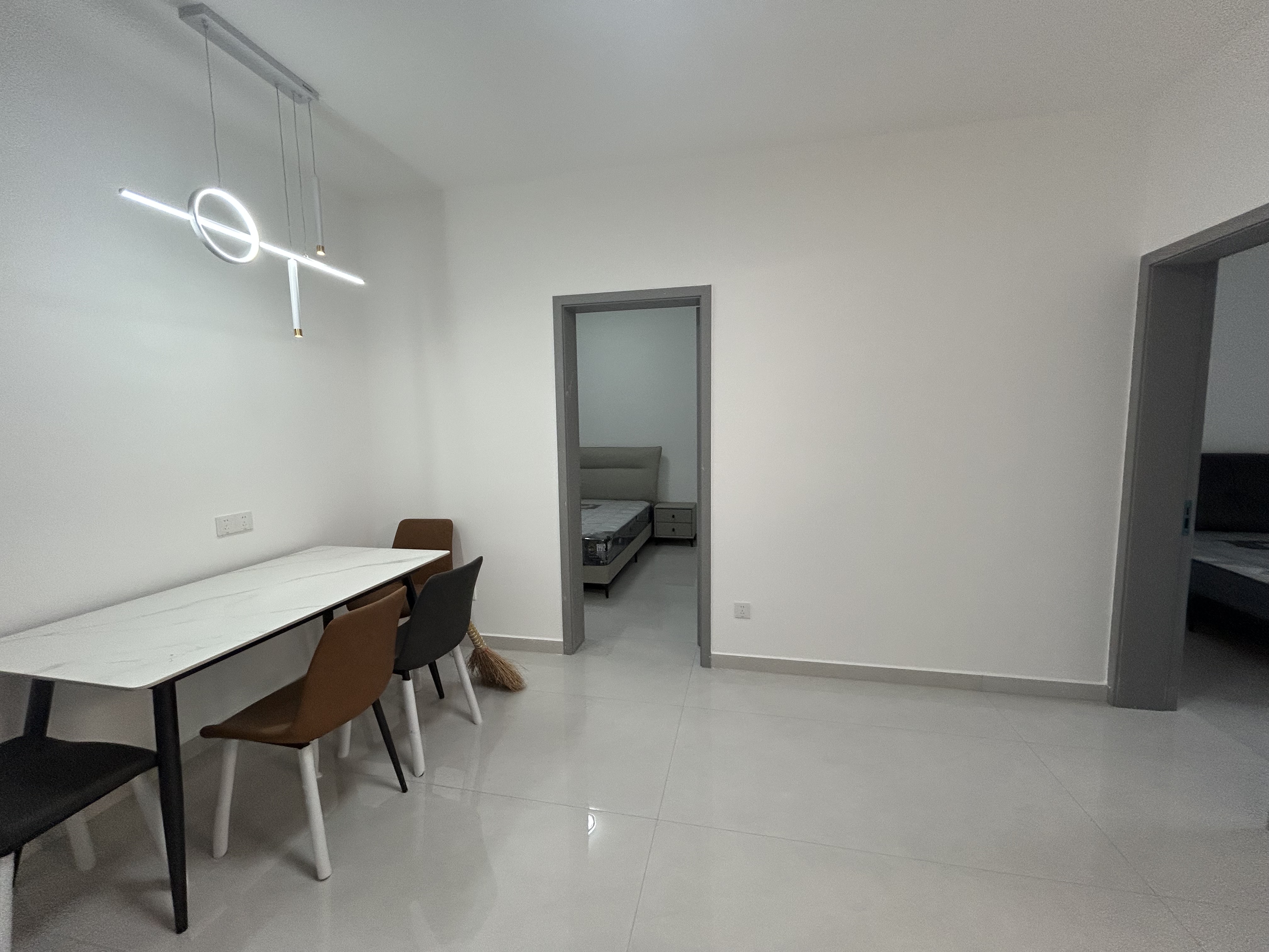 福天古庸院子 3室2厅2卫 3166.0元/月 福天古庸院子 3室2厅2卫 3166.0元/月室内图