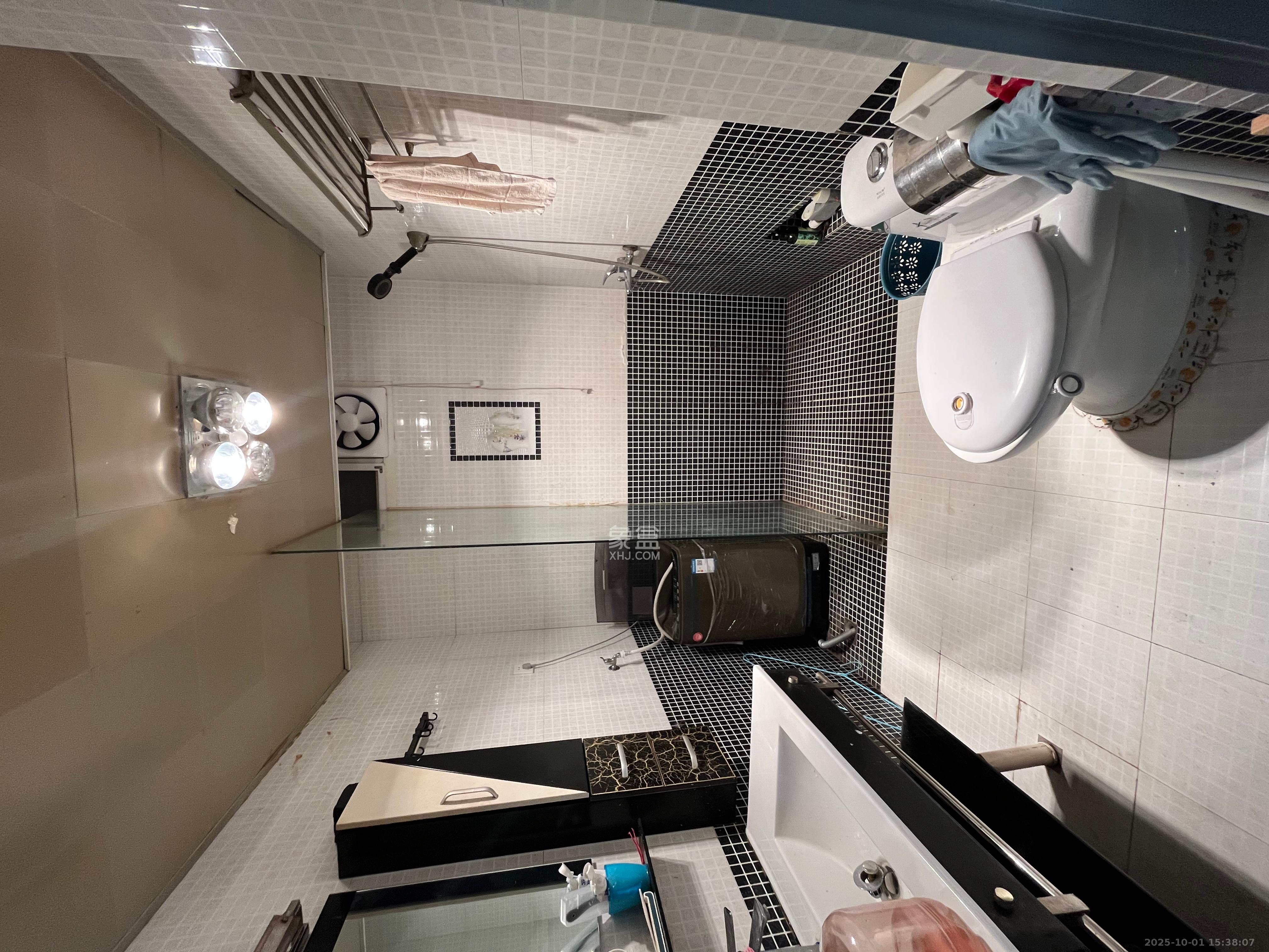 QQ生活馆  1室1厅1卫    1500.0元/月室内图