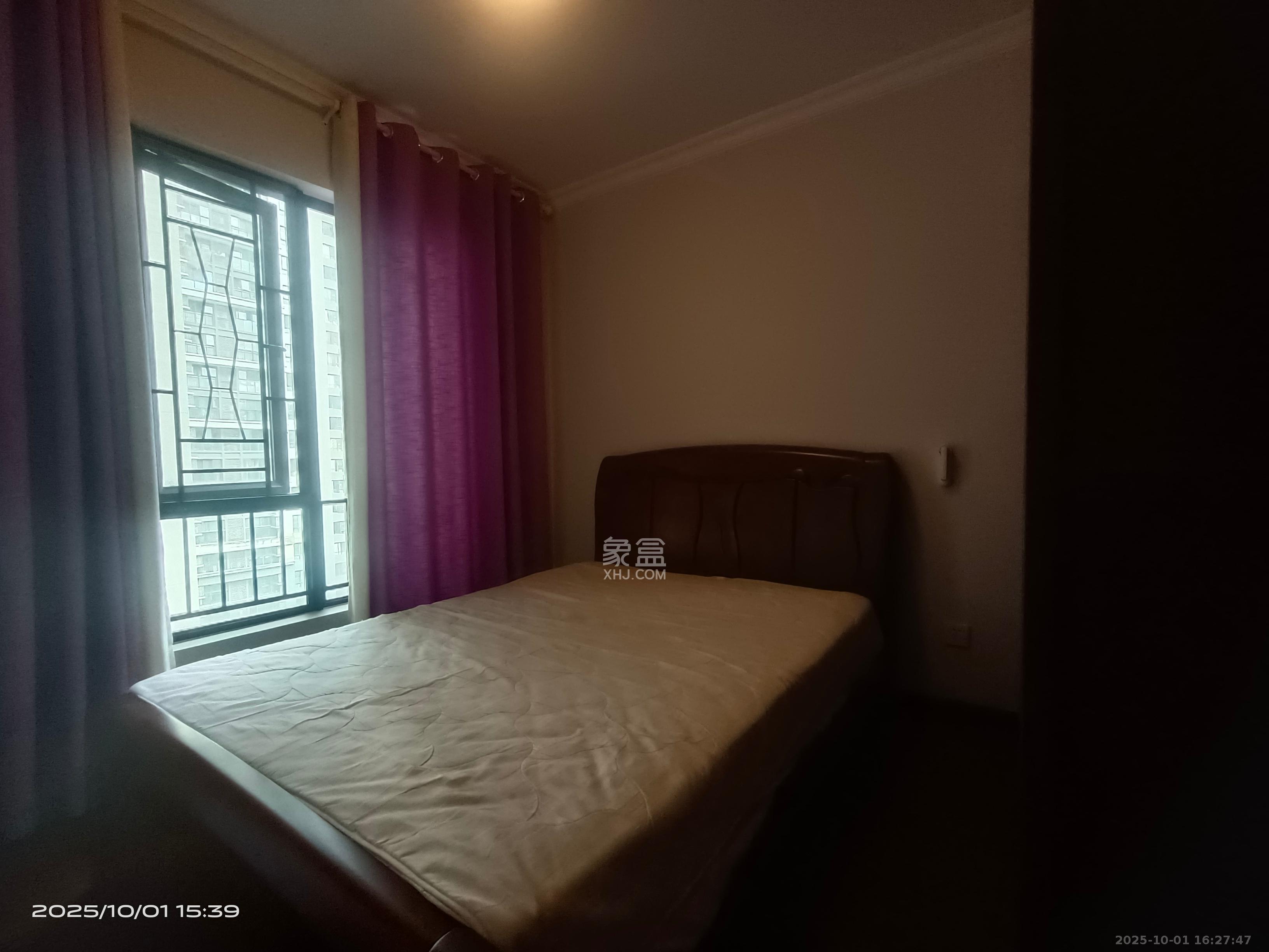 万科金域华府三四期 3室2厅1卫 2400.0元/月 万科金域华府三四期 3室2厅1卫 2400.0元/月室内图