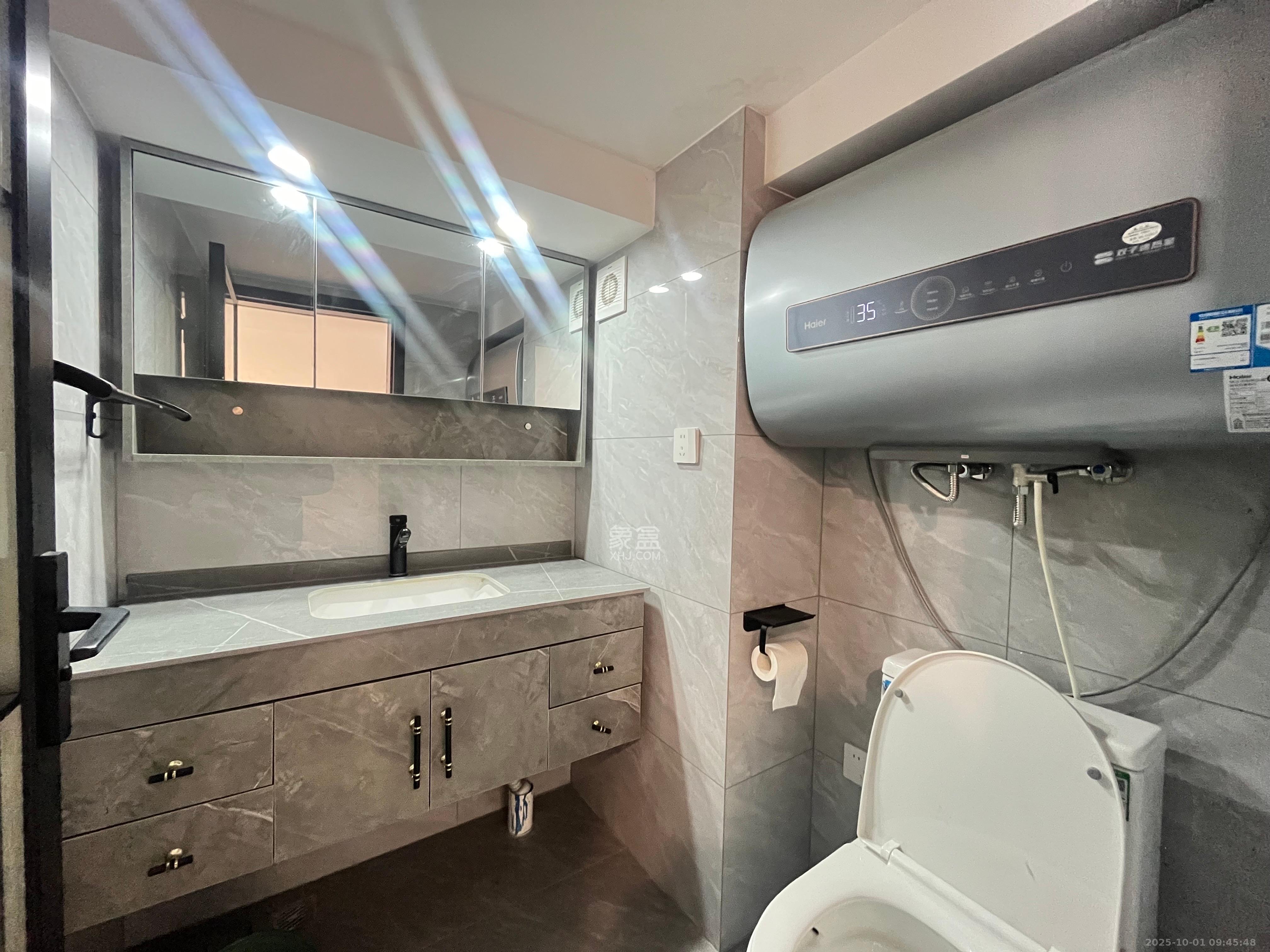 卓越中寰 2室2厅2卫 3600.0元/月 卓越中寰 2室2厅2卫 3600.0元/月室内图