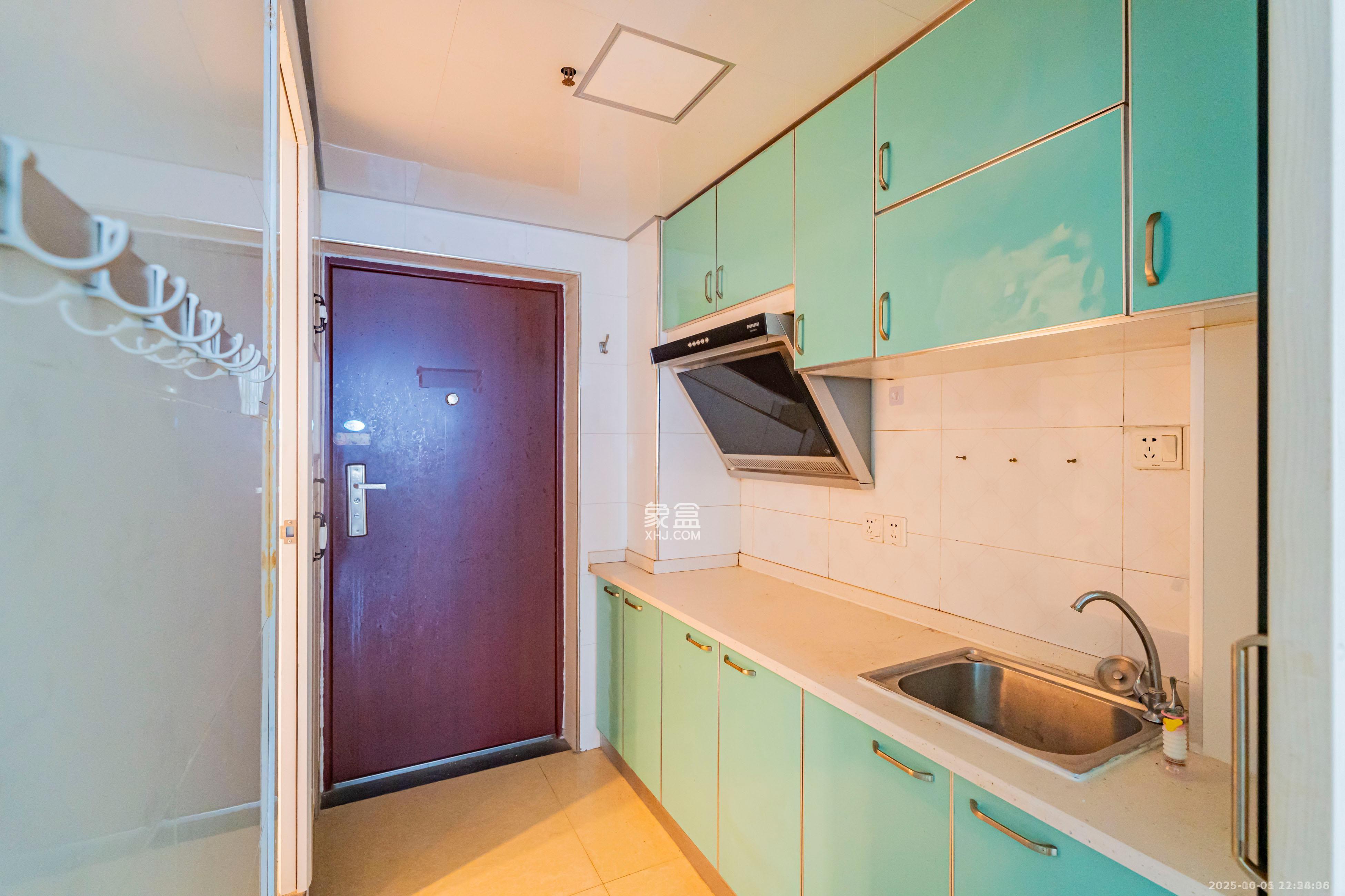 观园国际公寓 1室1厅1卫 1400.0元/月 观园国际公寓 1室1厅1卫 1400.0元/月室内图