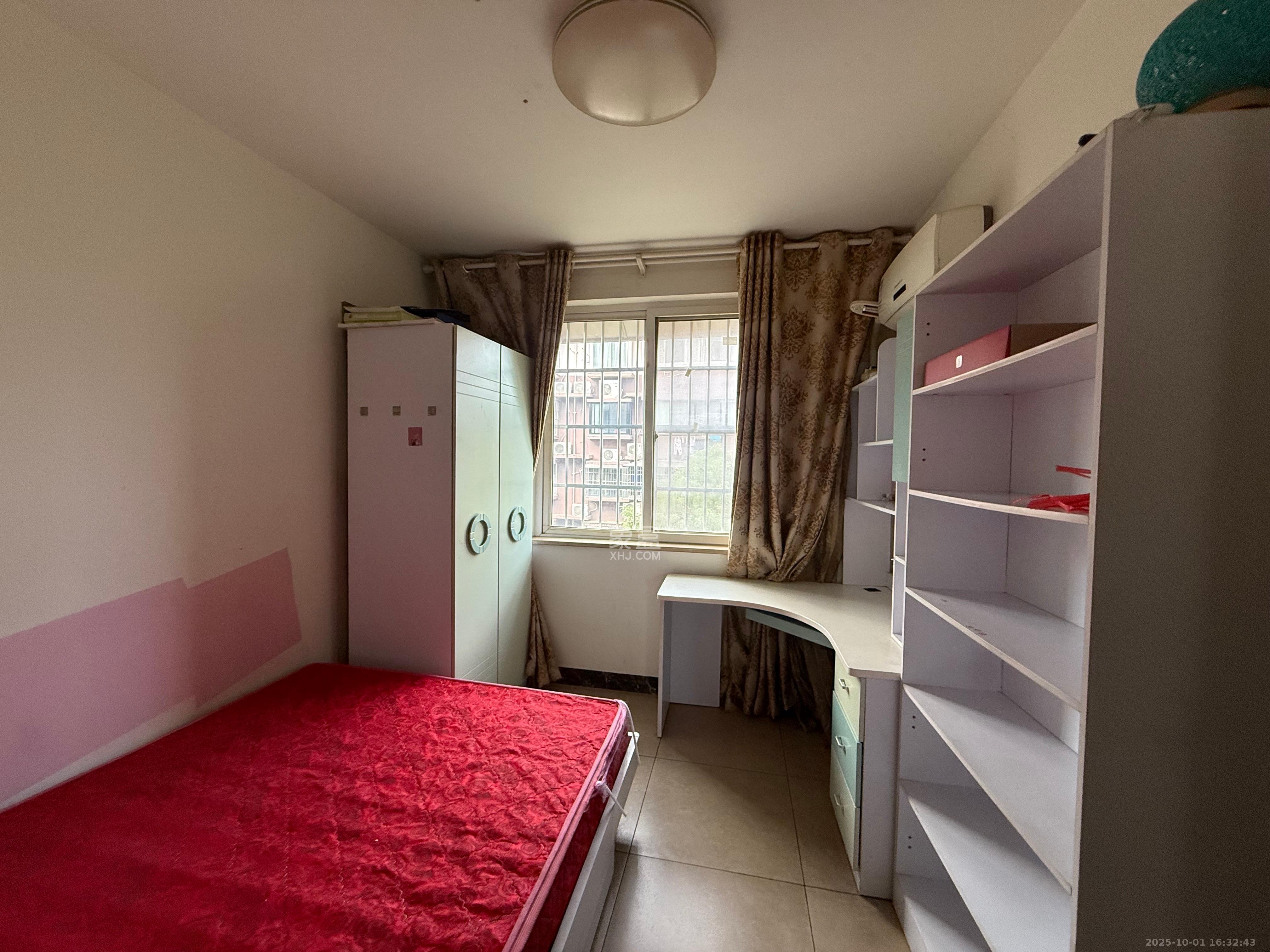 湘樟园小区(湘樟家园) 3室2厅1卫 2000.0元/月 湘樟园小区(湘樟家园) 3室2厅1卫 2000.0元/月室内图