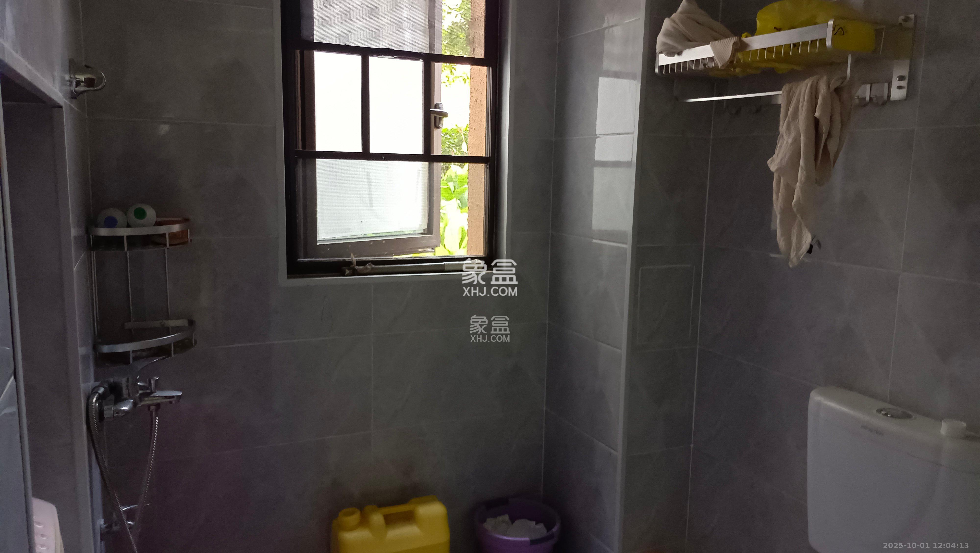 奥克斯缔壹城 4室2厅2卫 3000.0元/月 奥克斯缔壹城 4室2厅2卫 3000.0元/月室内图