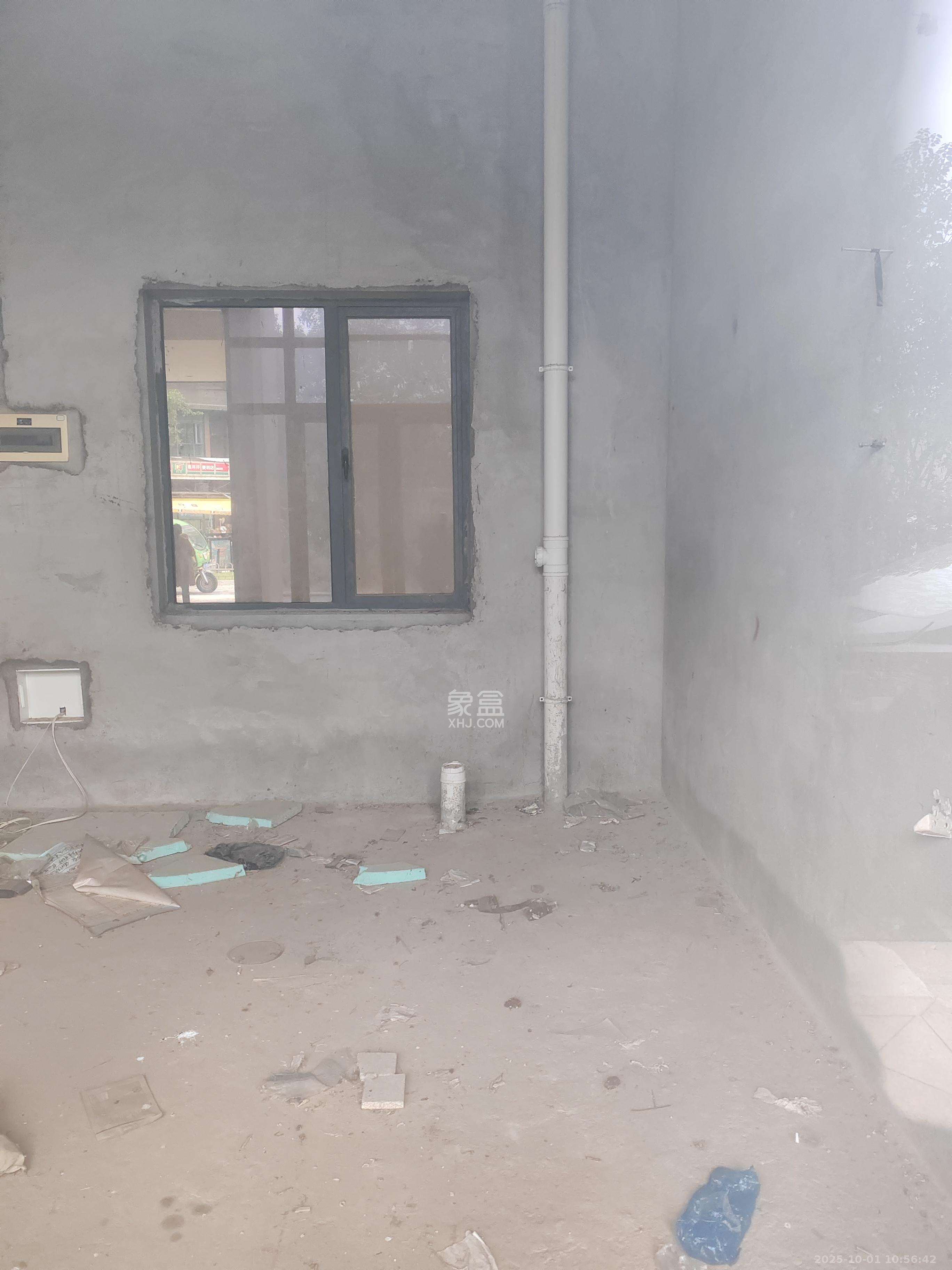 叠彩兰亭   18.0㎡      1000.0元/月室内图