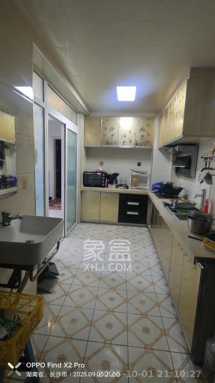 凯富南方鑫城  1室0厅0卫    2200.0元/月室内图