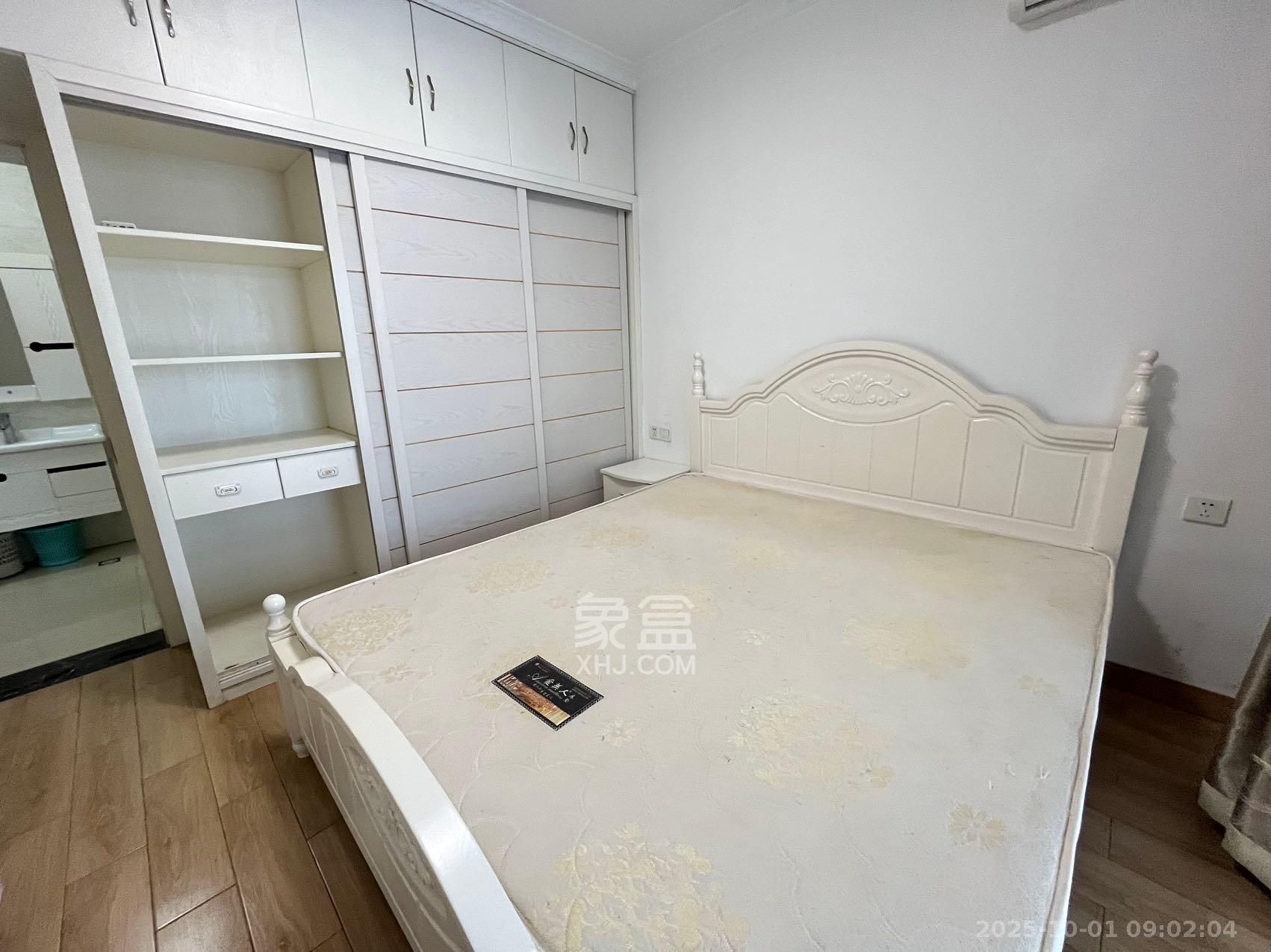 长永佳苑 1室1厅1卫 1500.00元/月 长永佳苑 1室1厅1卫 1500.00元/月室内图