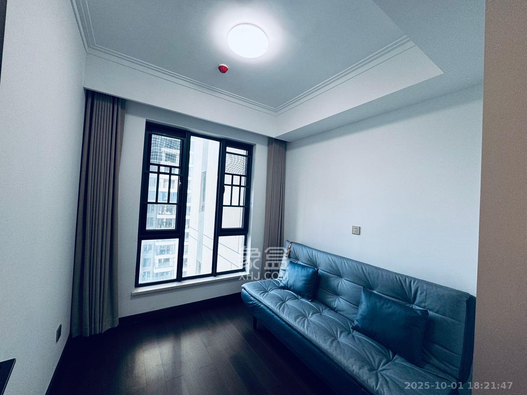 绿地长沙城际空间站（柏仕佳苑）  3室1厅1卫    3700.0元/月室内图