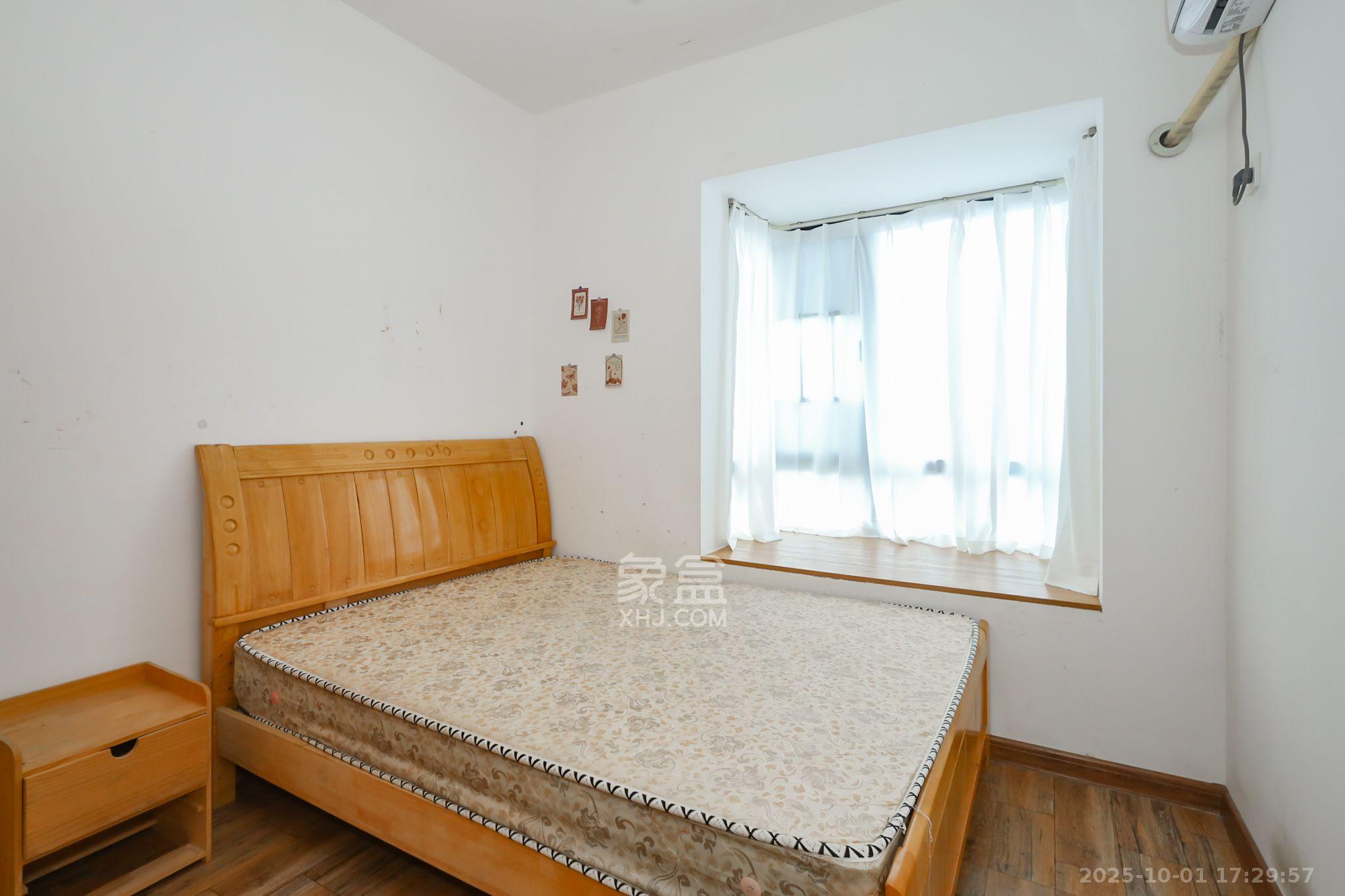 光明E城  1室0厅0卫    3250.0元/月 光明E城  1室0厅0卫    3250.0元/月室内图