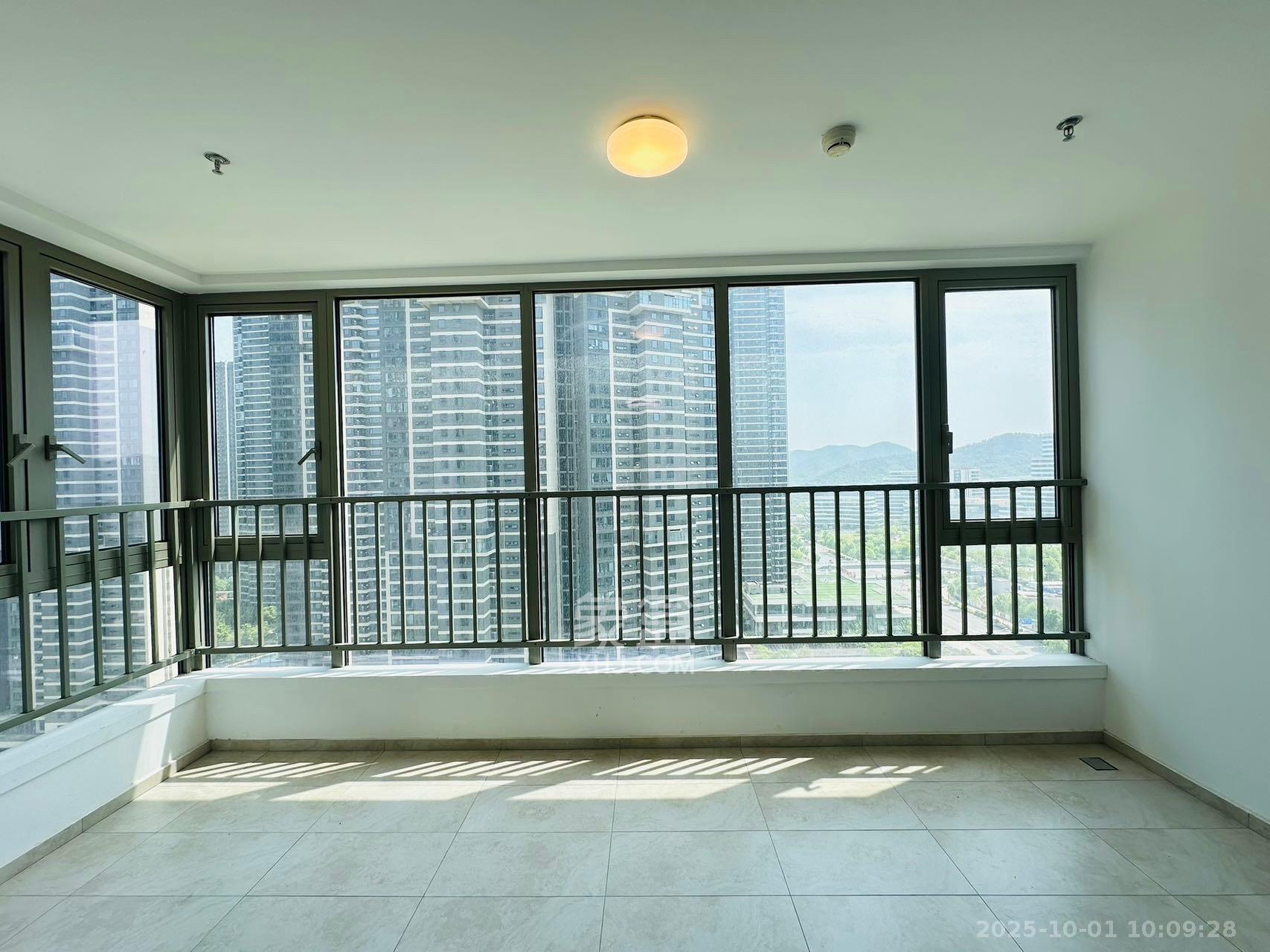 梅溪华府(新城金茂梦想华府) 4室2厅3卫 7500.0元/月 梅溪华府(新城金茂梦想华府) 4室2厅3卫 7500.0元/月室内图