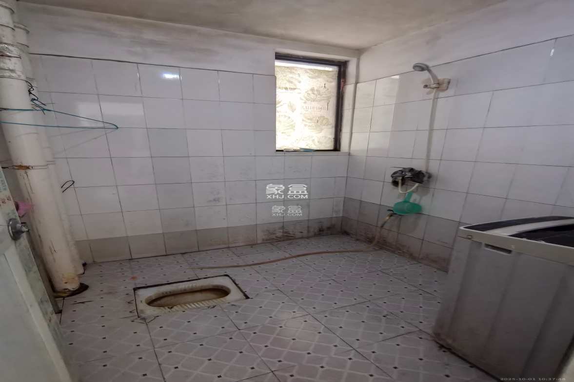 中房F联邦  2室2厅1卫    1800.0元/月 中房F联邦  2室2厅1卫    1800.0元/月室内图