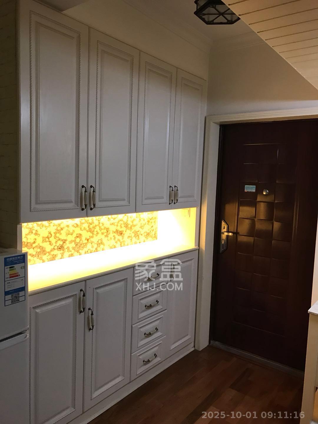 铂宫 1室1厅1卫 1800.0元/月 铂宫 1室1厅1卫 1800.0元/月室内图