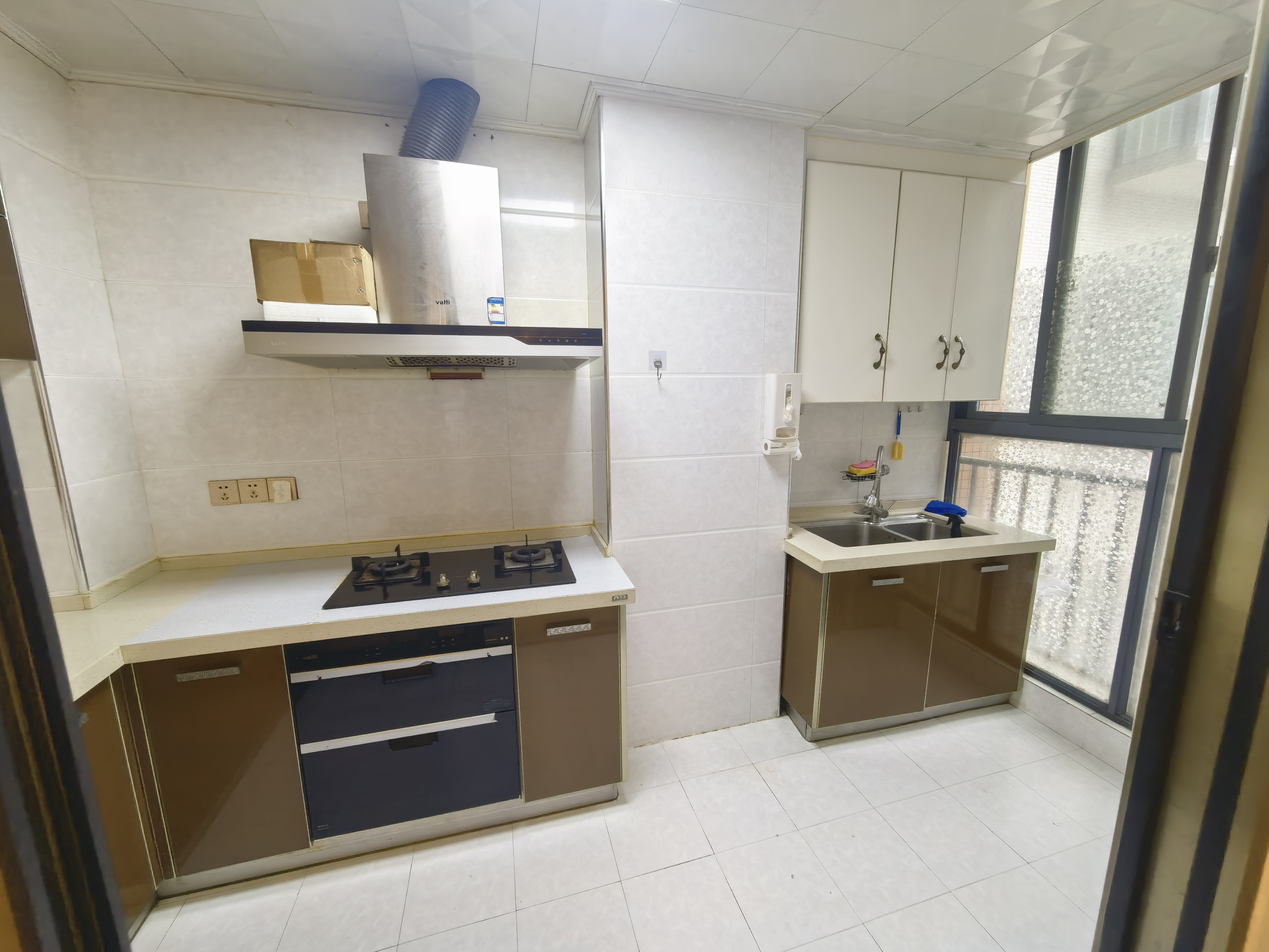 高盛澧园一二期 2室1厅1卫 1700.0元/月 高盛澧园一二期 2室1厅1卫 1700.0元/月室内图