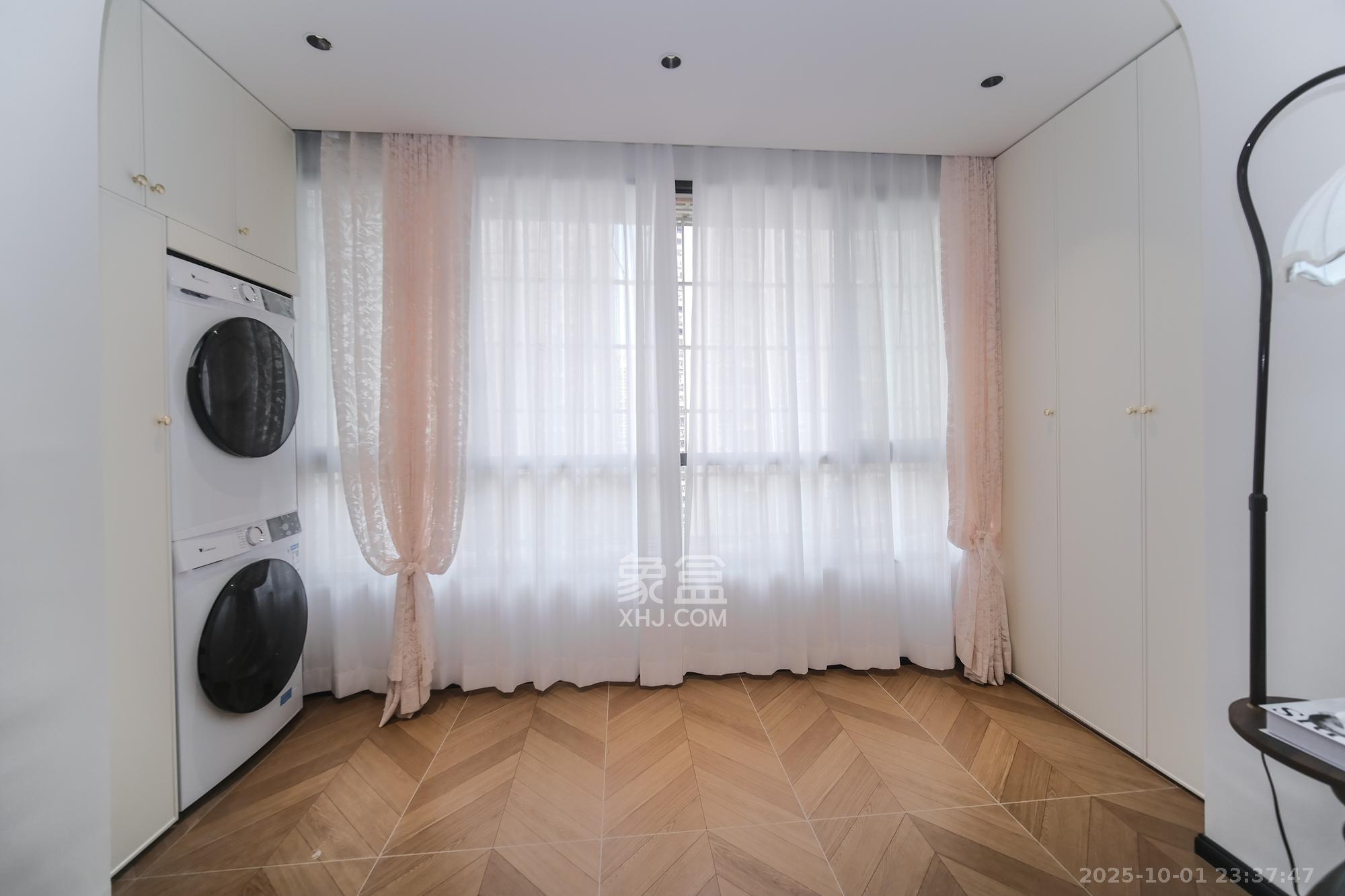 好望谷  3室2厅2卫    69.8万 好望谷  3室2厅2卫    69.8万阳台