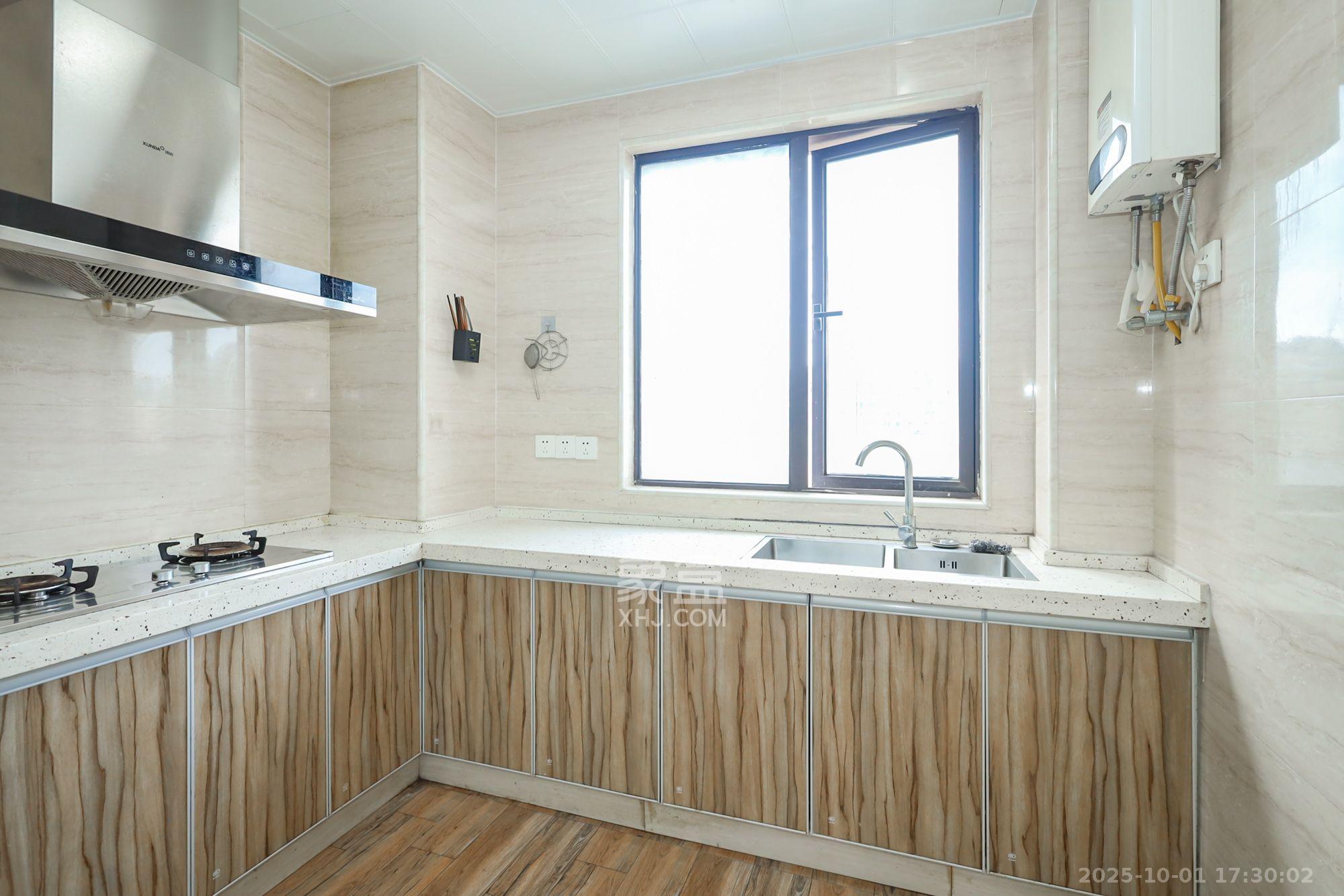 光明E城  1室0厅0卫    3250.0元/月 光明E城  1室0厅0卫    3250.0元/月室内图