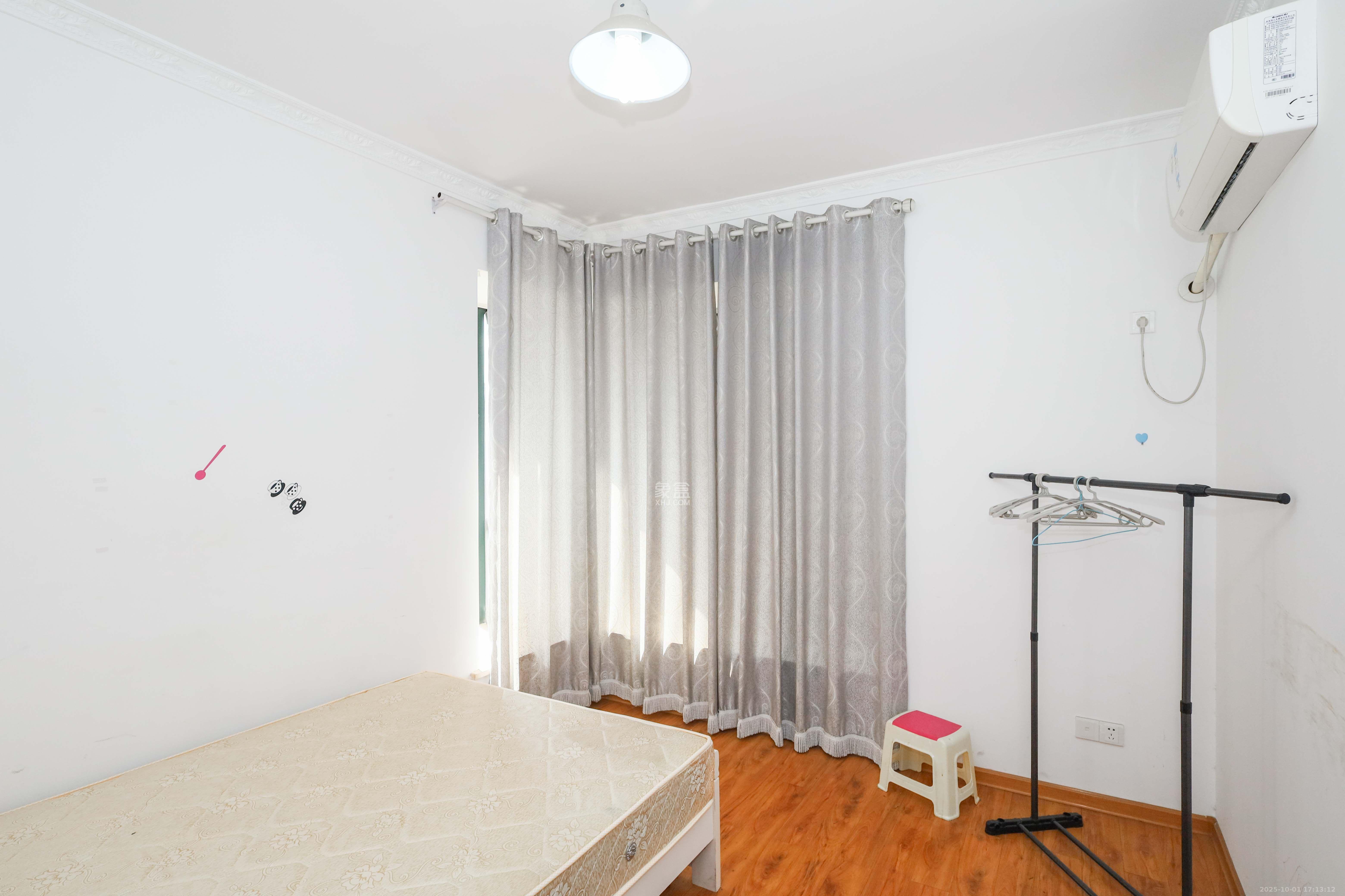 麓谷公馆(涉外国际公馆) 3室2厅2卫 3000.0元/月 麓谷公馆(涉外国际公馆) 3室2厅2卫 3000.0元/月室内图