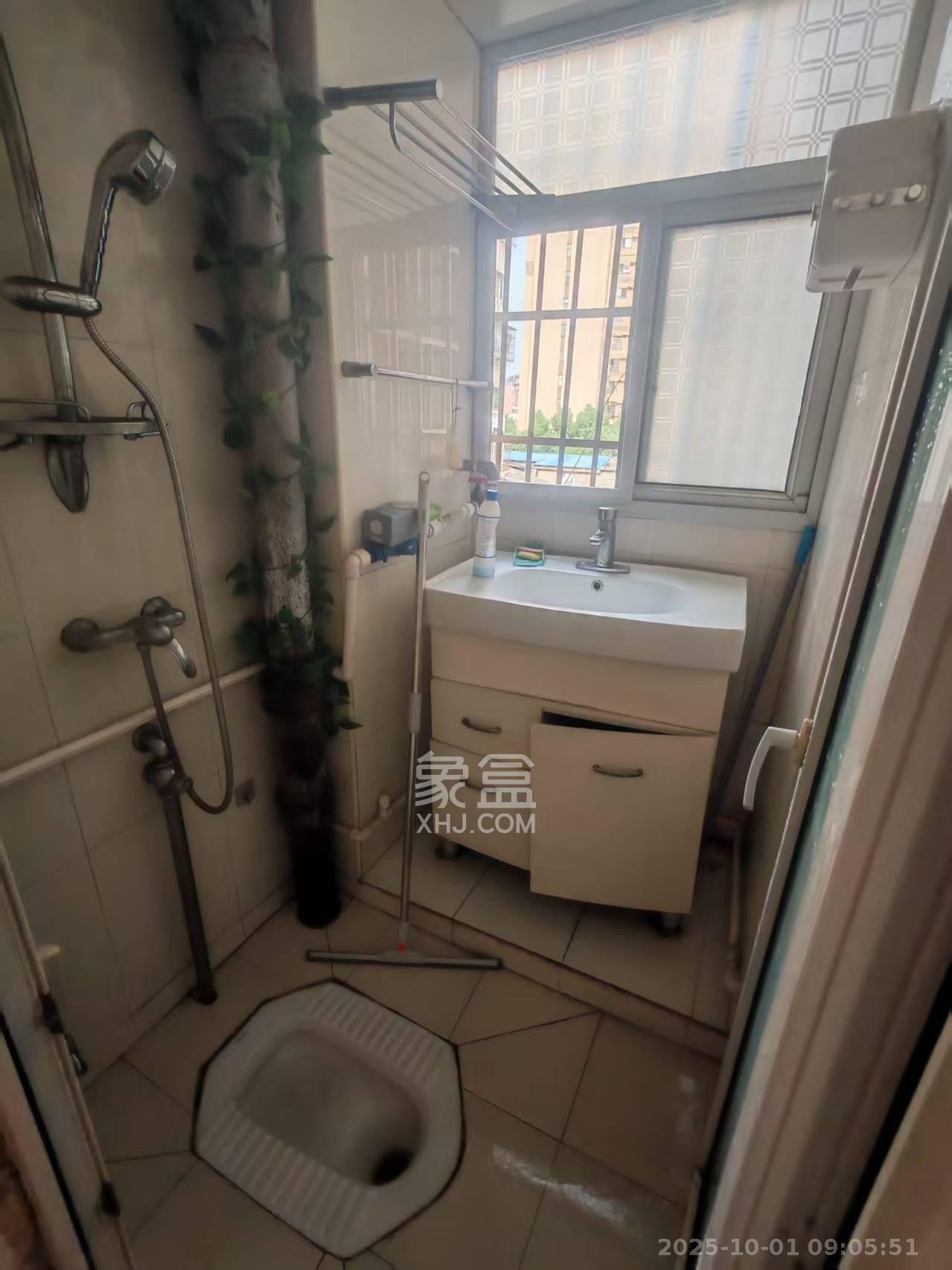 稀土研究院所宿舍 2室1厅1卫 1300.0元/月 稀土研究院所宿舍 2室1厅1卫 1300.0元/月室内图