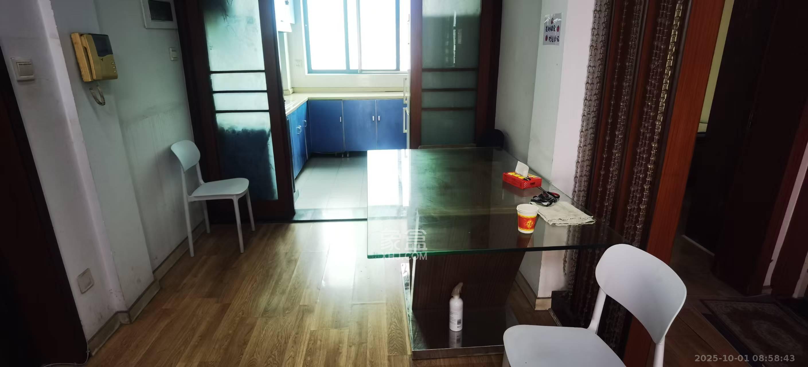 天峰名苑 3室2厅1卫 1800.0元/月 天峰名苑 3室2厅1卫 1800.0元/月室内图