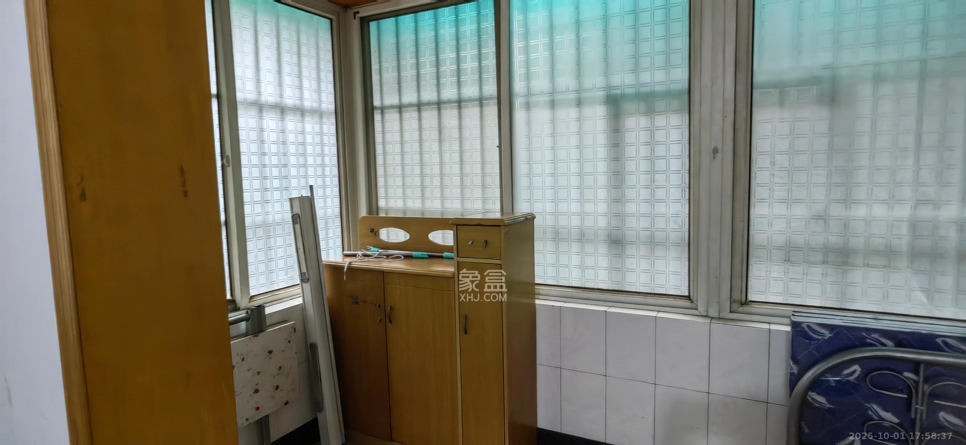 新世纪家园 1室1厅1卫 960.0元/月 新世纪家园 1室1厅1卫 960.0元/月室内图