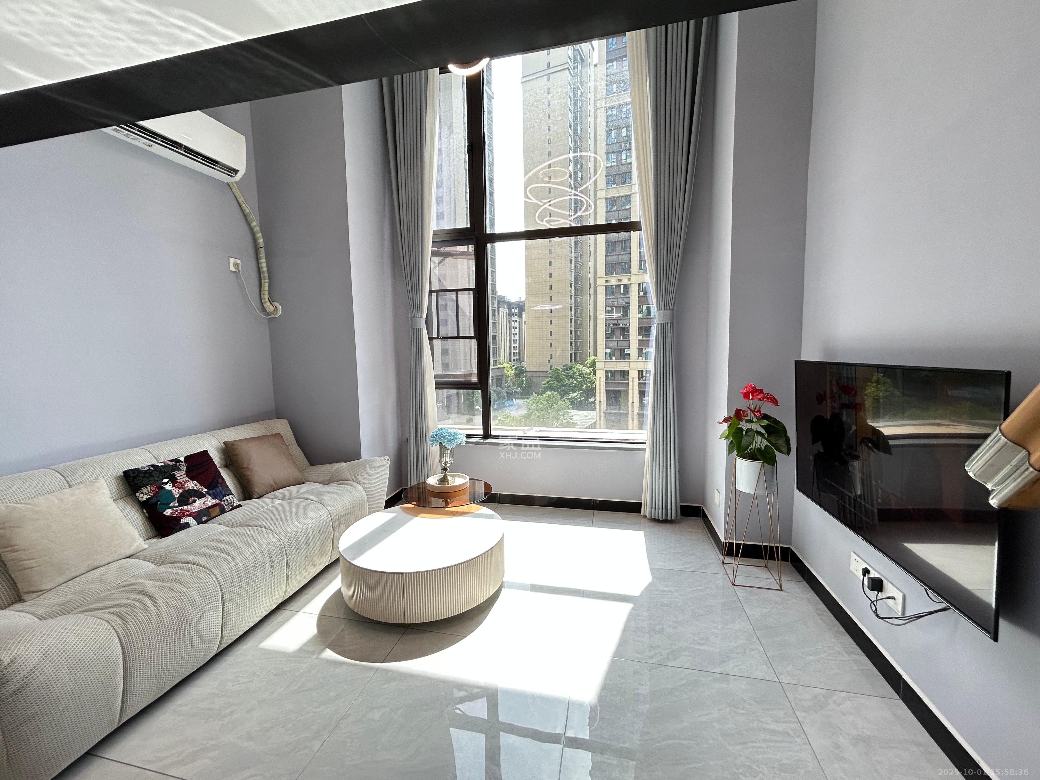 南益名士豪庭  2室1厅1卫    2200.0元/月室内图