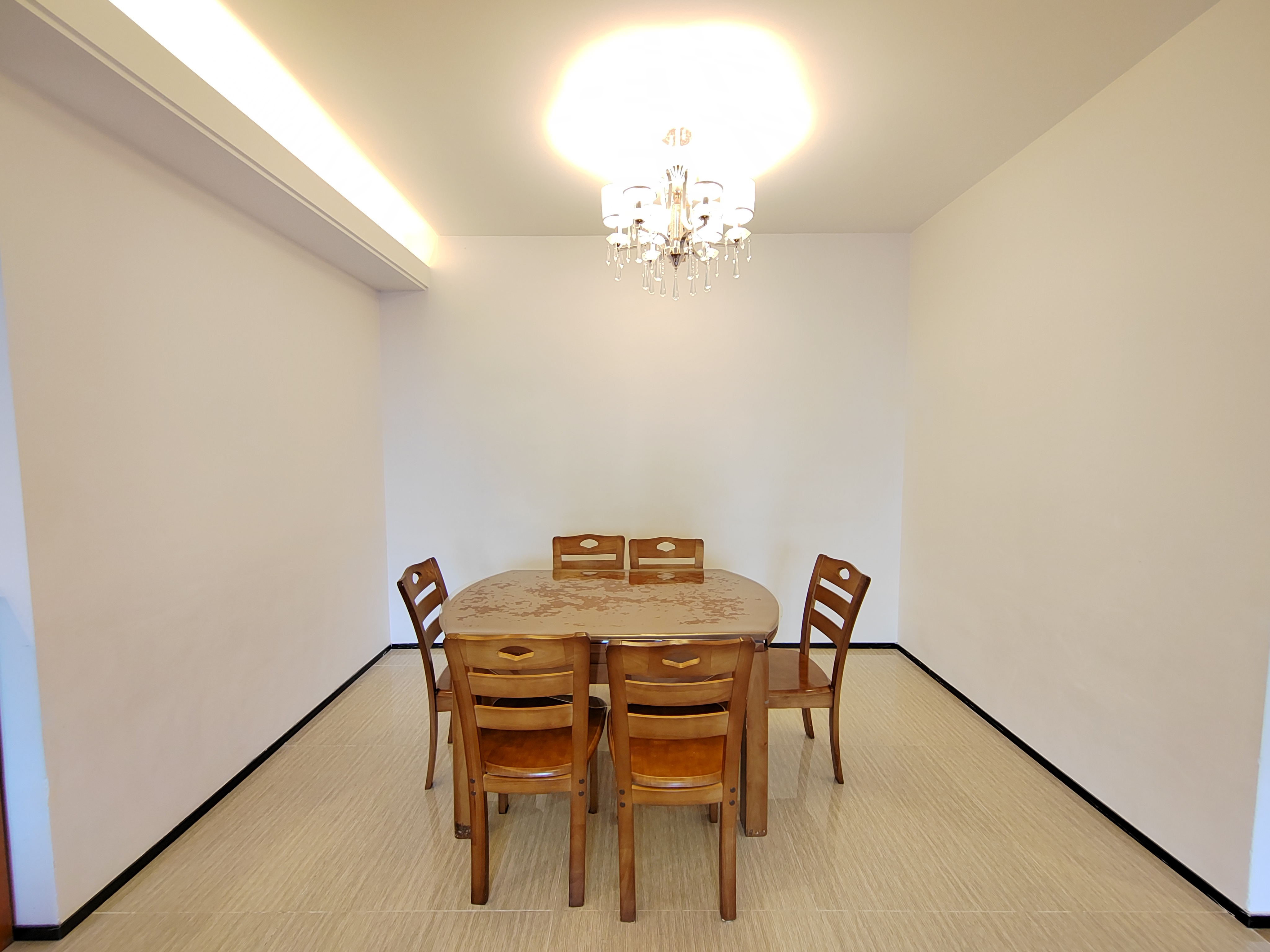 恒大美丽沙天澜湾 3室2厅1卫 2800.0元/月 恒大美丽沙天澜湾 3室2厅1卫 2800.0元/月室内图