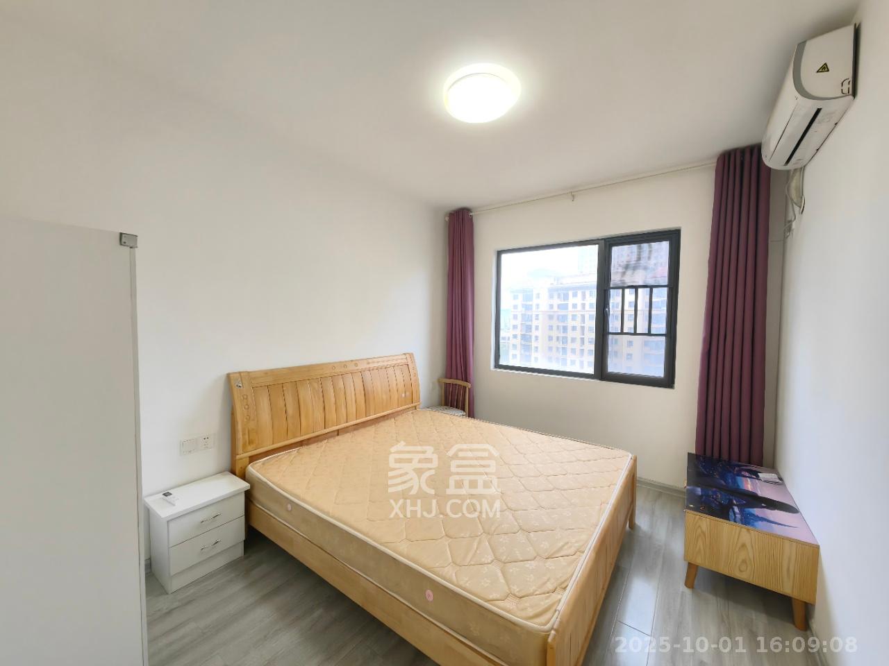 荣盛岳麓峰景 3室2厅2卫 1700.0元/月 荣盛岳麓峰景 3室2厅2卫 1700.0元/月室内图