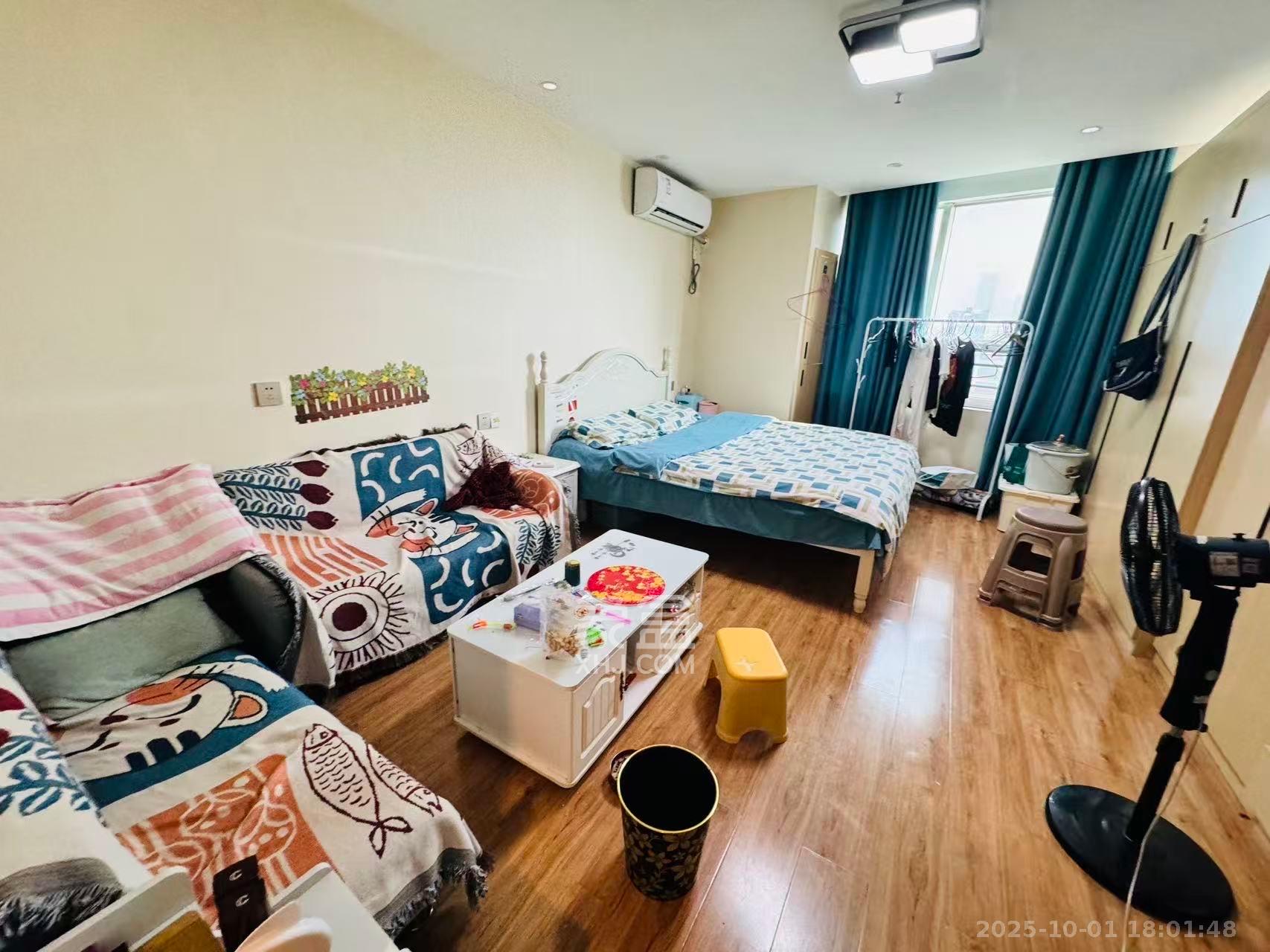 佳程C+公寓 1室1厅1卫 1650.0元/月 佳程C+公寓 1室1厅1卫 1650.0元/月室内图