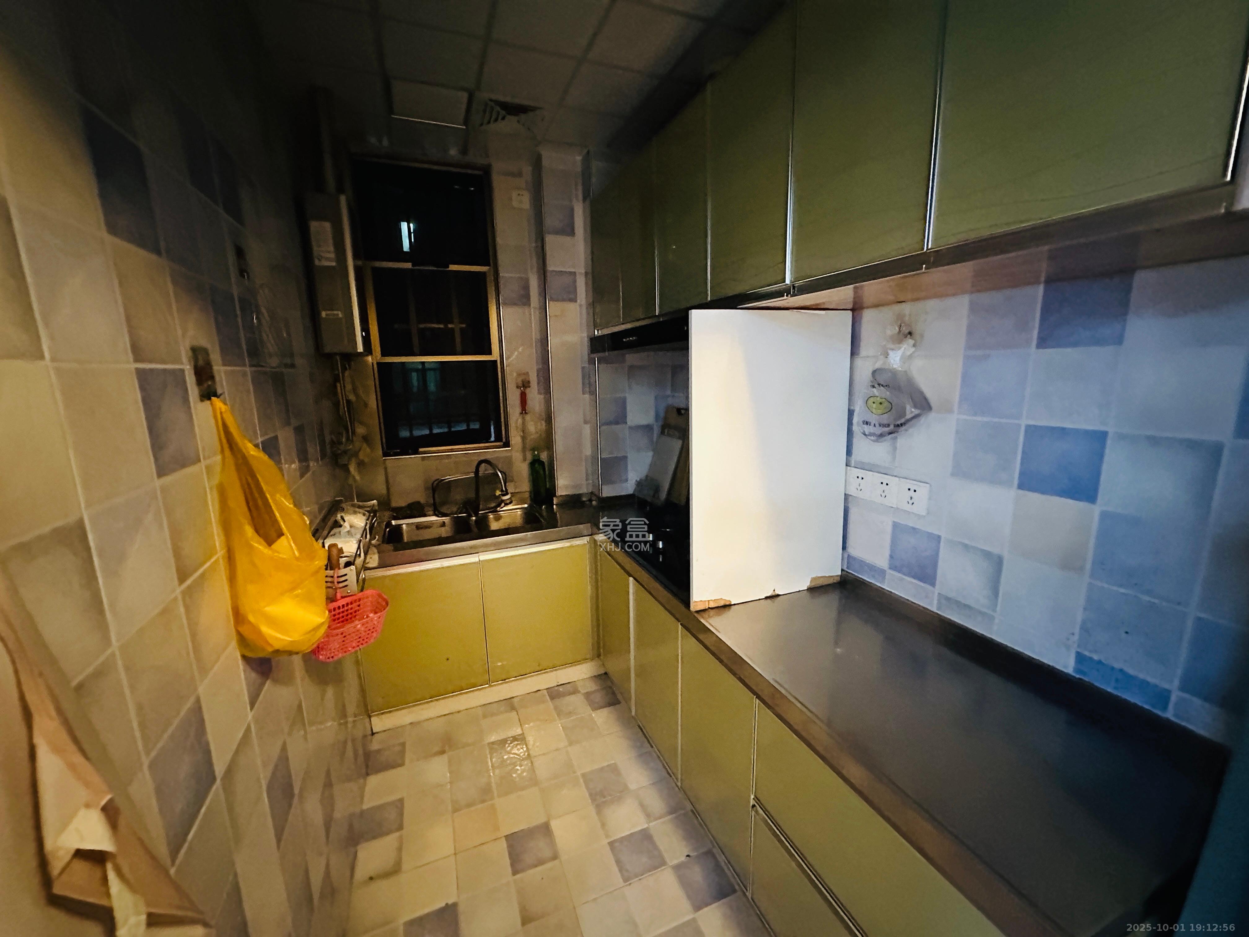 米兰春天 2室1厅1卫 1800.0元/月 米兰春天 2室1厅1卫 1800.0元/月室内图