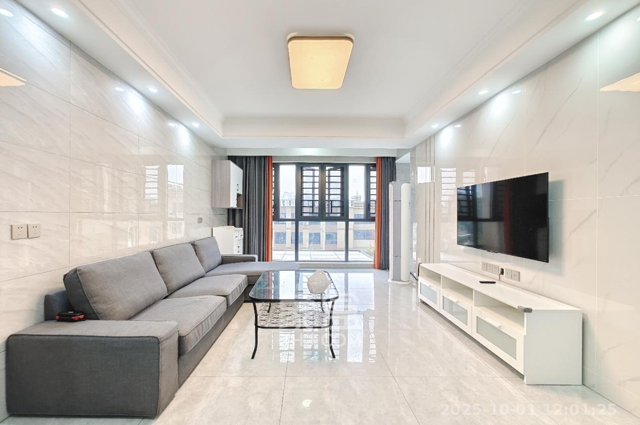 中央美郡 3室2厅2卫 162.0万 中央美郡 3室2厅2卫 162.0万客厅