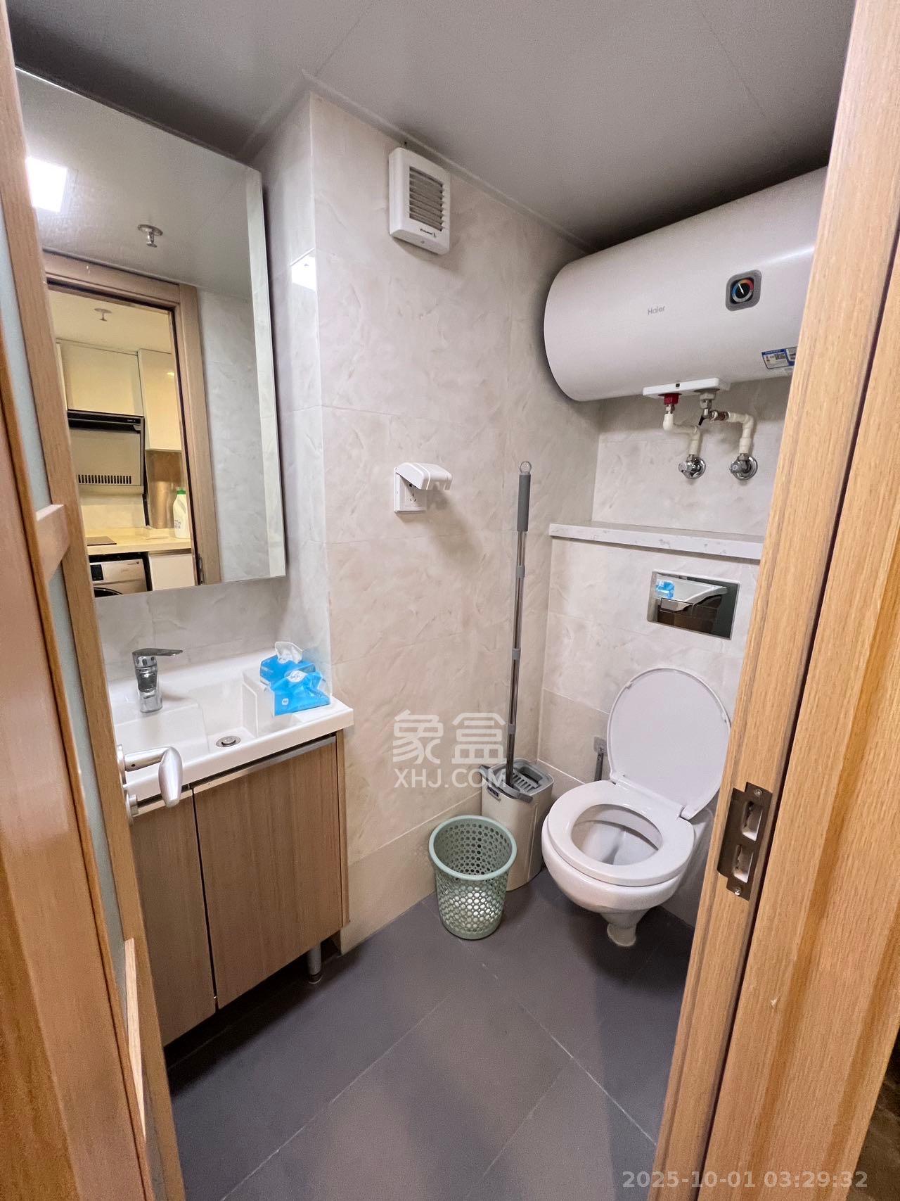 卓越浅水湾  1室0厅0卫    1800.0元/月室内图