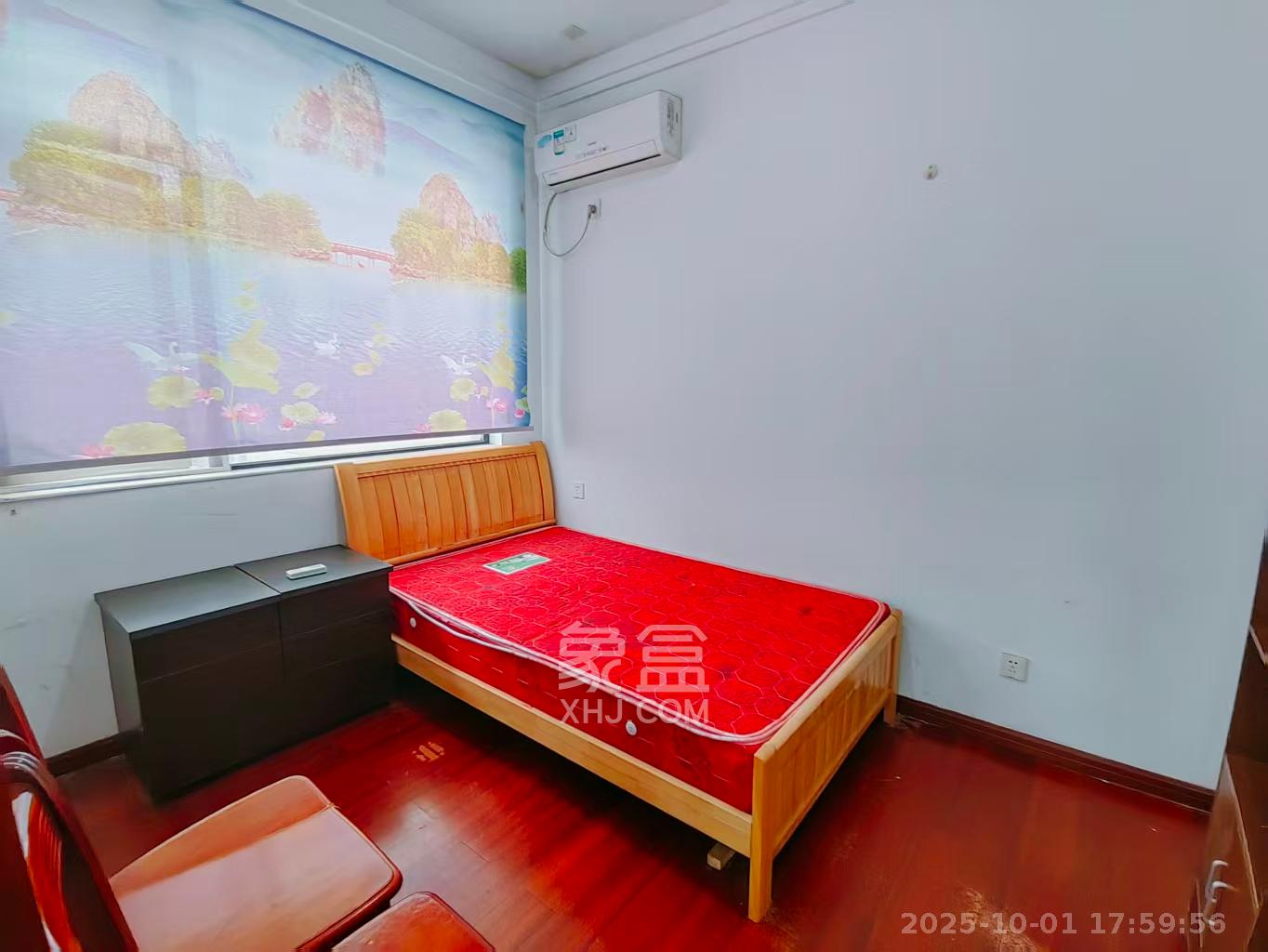 阳光100三期 2室2厅1卫 1800.0元/月 阳光100三期 2室2厅1卫 1800.0元/月室内图