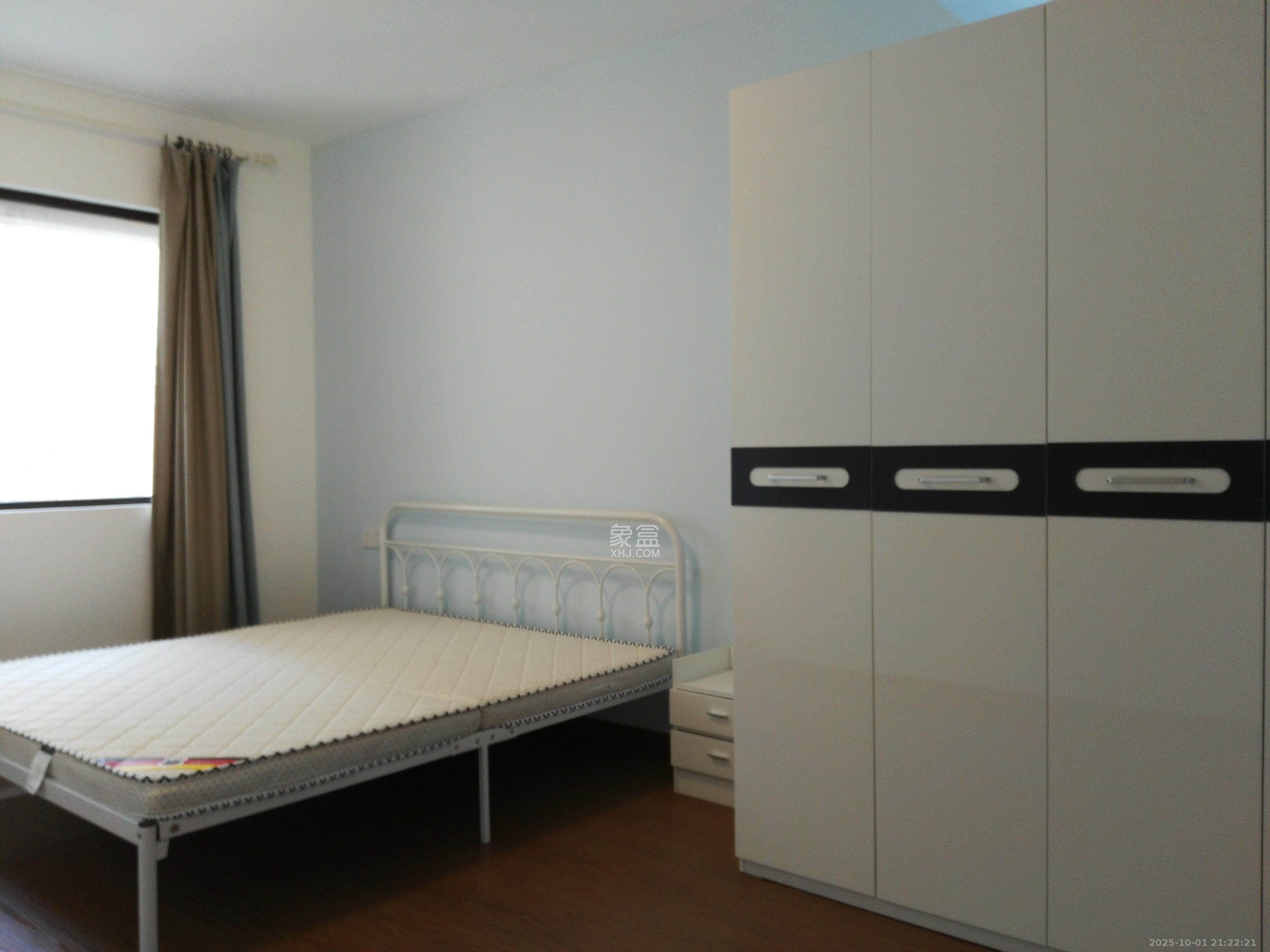 保利西海岸B区  3室2厅2卫    3000.0元/月室内图