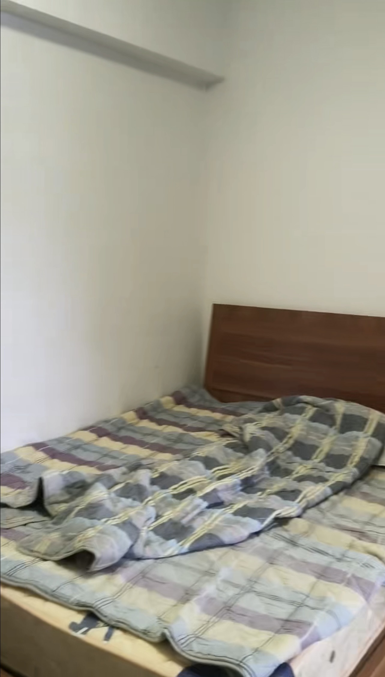 丽都花园 1室0厅1卫 30.0万 丽都花园 1室0厅1卫 30.0万客厅