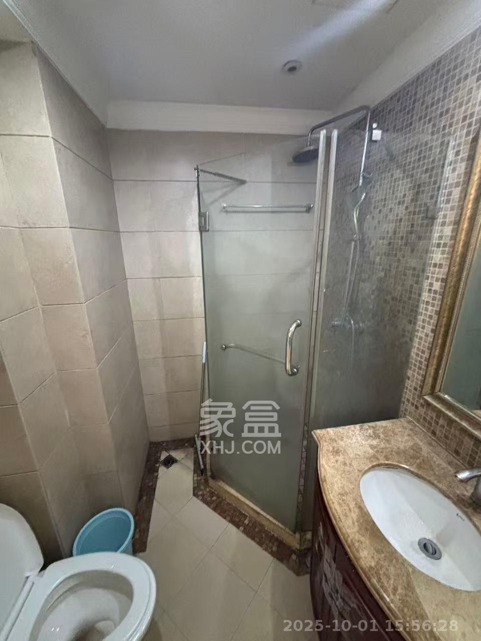 郡原广场  1室1厅1卫    1500.0元/月室内图