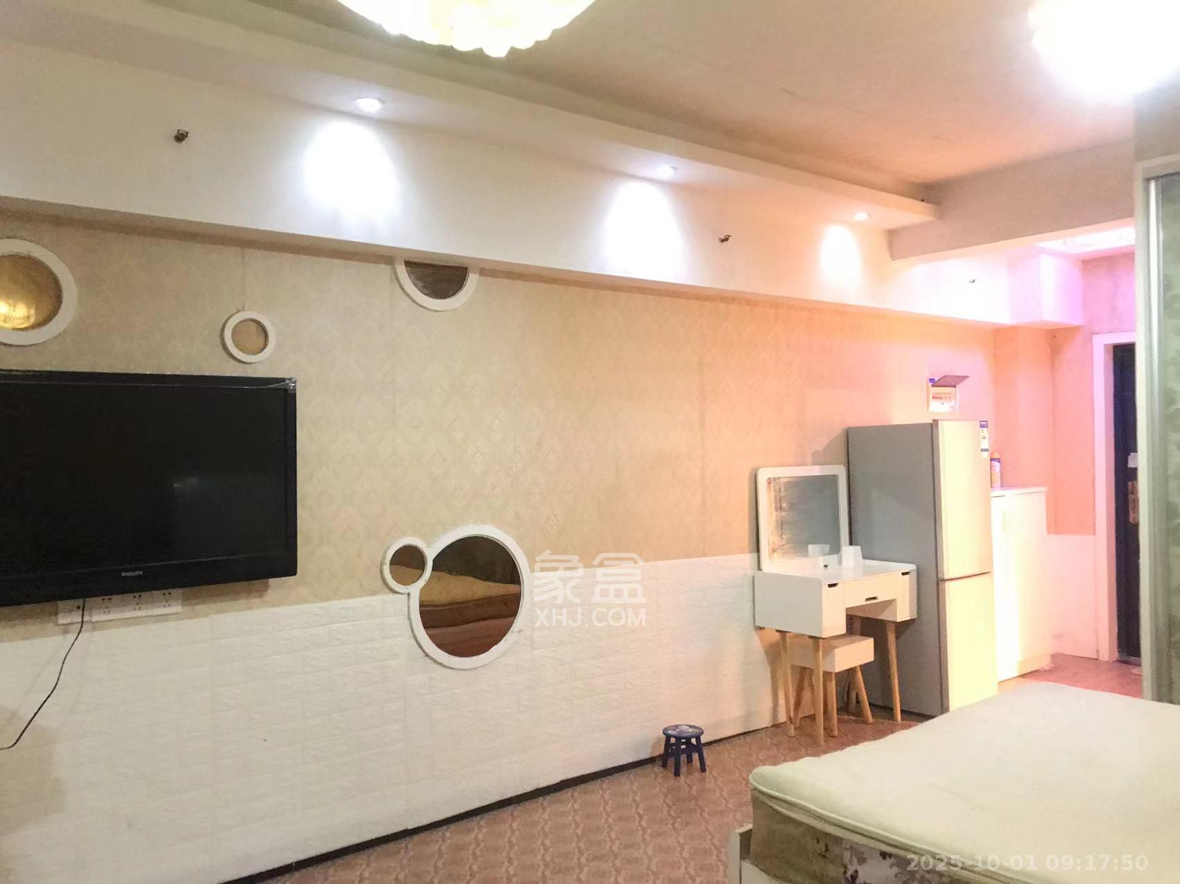 尚都花园城  1室1厅1卫    1000.0元/月 尚都花园城  1室1厅1卫    1000.0元/月室内图