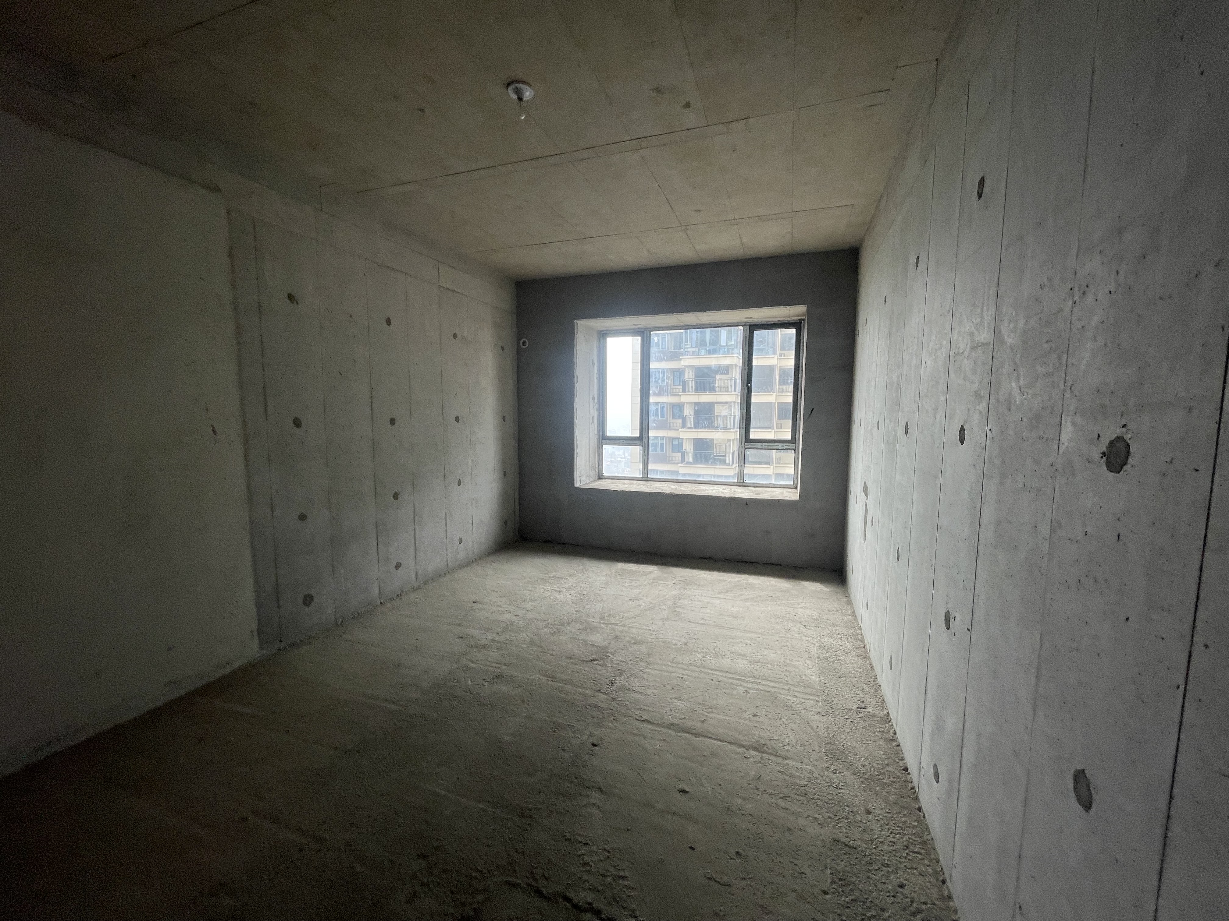 凯越湘中府 3室2厅2卫 58.8万 凯越湘中府 3室2厅2卫 58.8万客厅