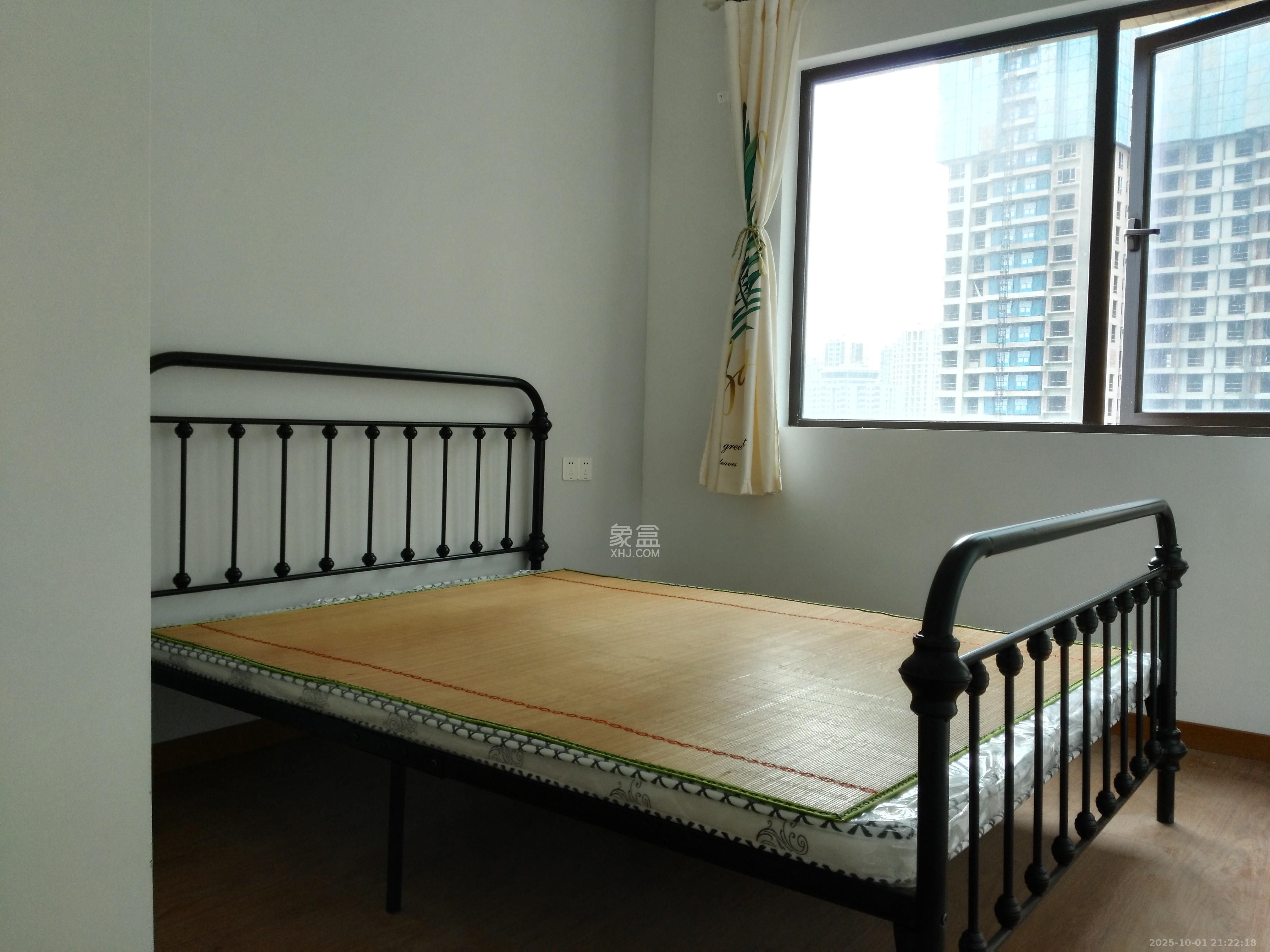 保利西海岸B区 3室2厅2卫 3000.0元/月 保利西海岸B区 3室2厅2卫 3000.0元/月室内图