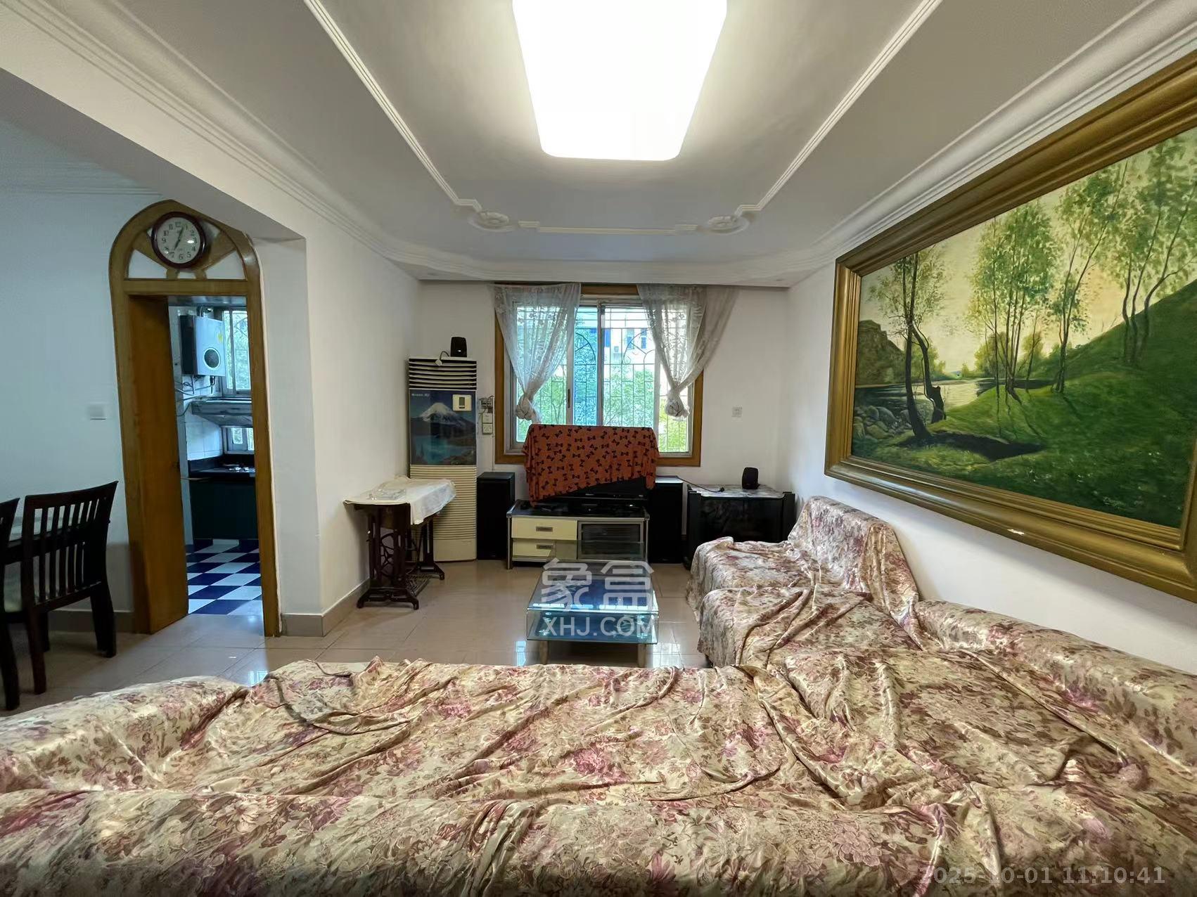 荷花园市直教师村(长沙市教育局直属教师二村) 3室2厅1卫 2200.0元/月 荷花园市直教师村(长沙市教育局直属教师二村) 3室2厅1卫 2200.0元/月室内图